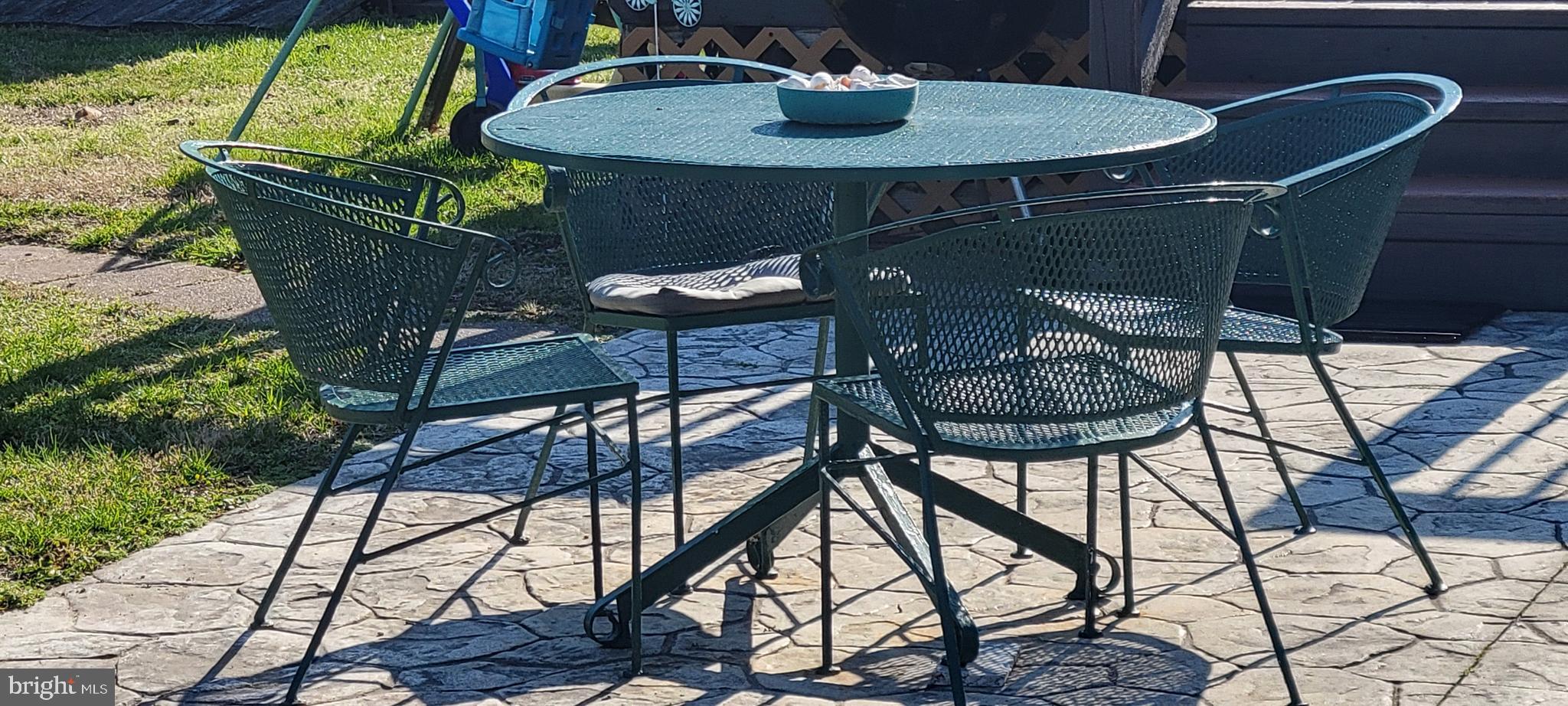 SHORELAND - Residential Lease