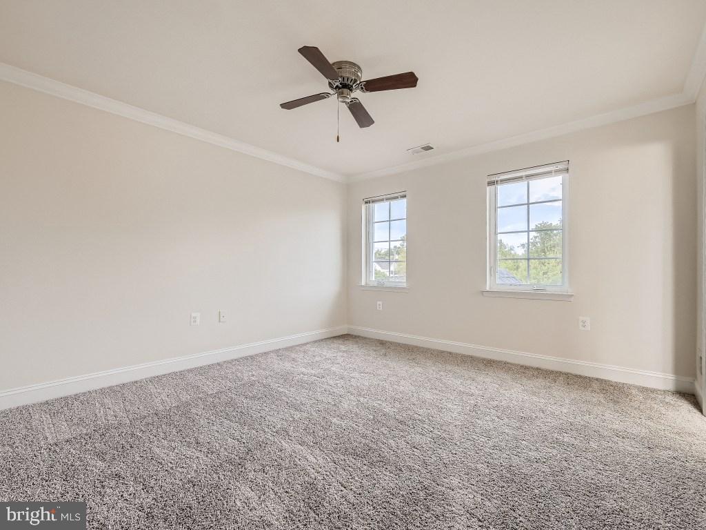 SANDY SPRING VILLAGE - Residential