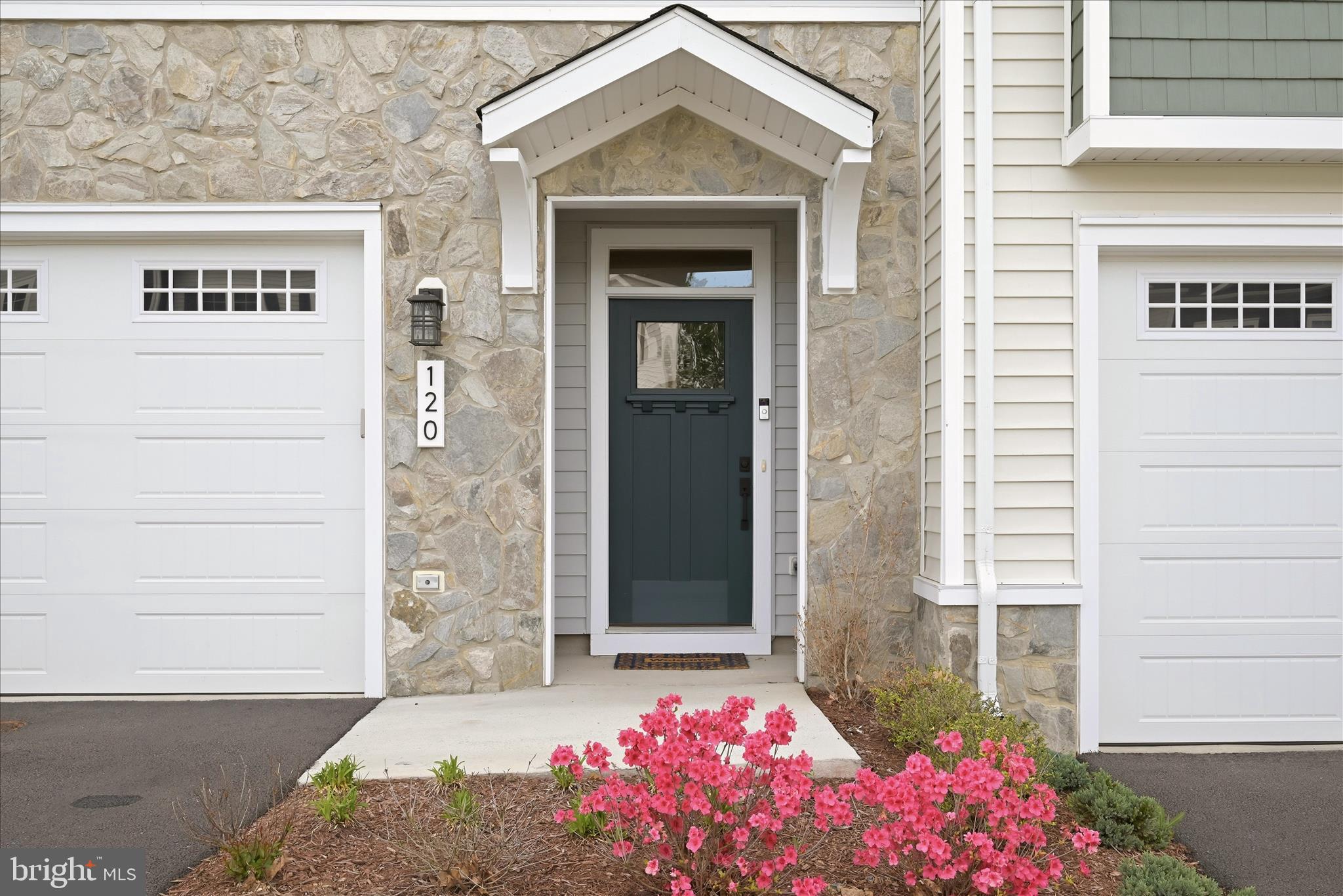 LAKE FREDERICK - Residential