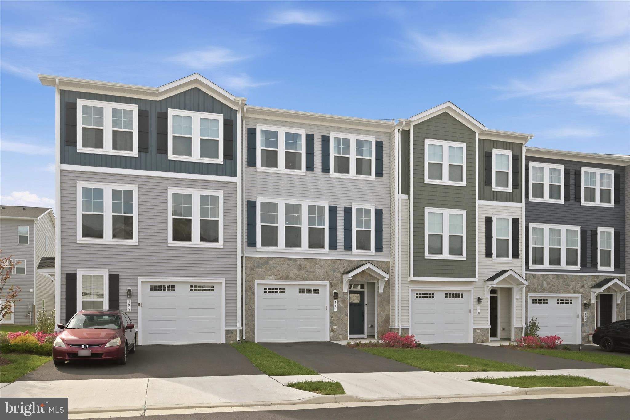 LAKE FREDERICK - Residential