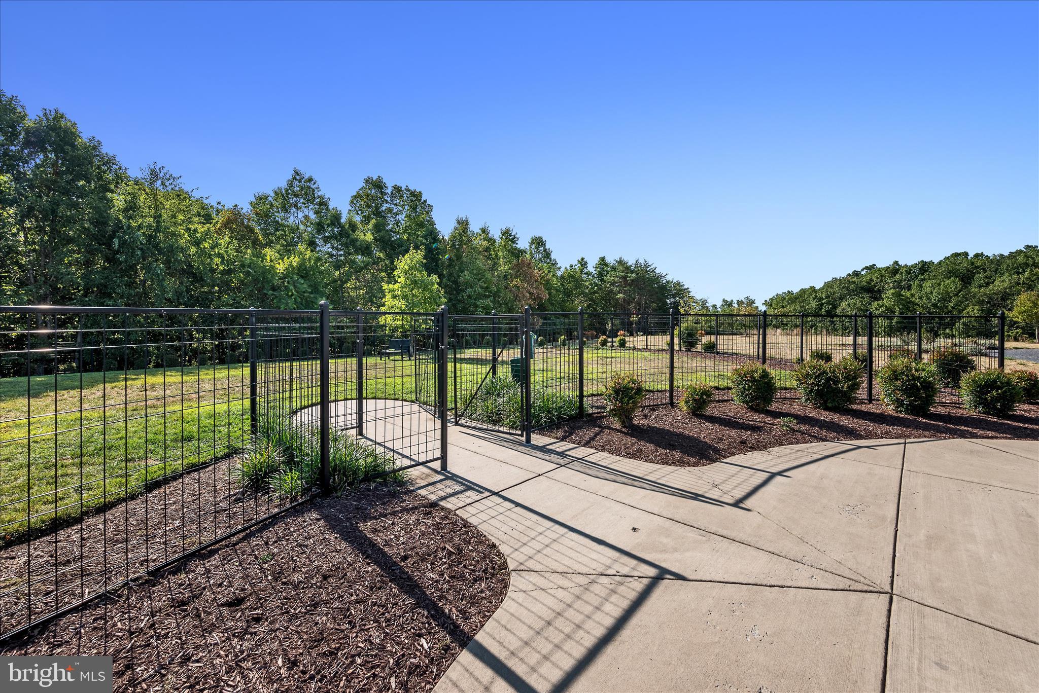 LAKE FREDERICK - Residential