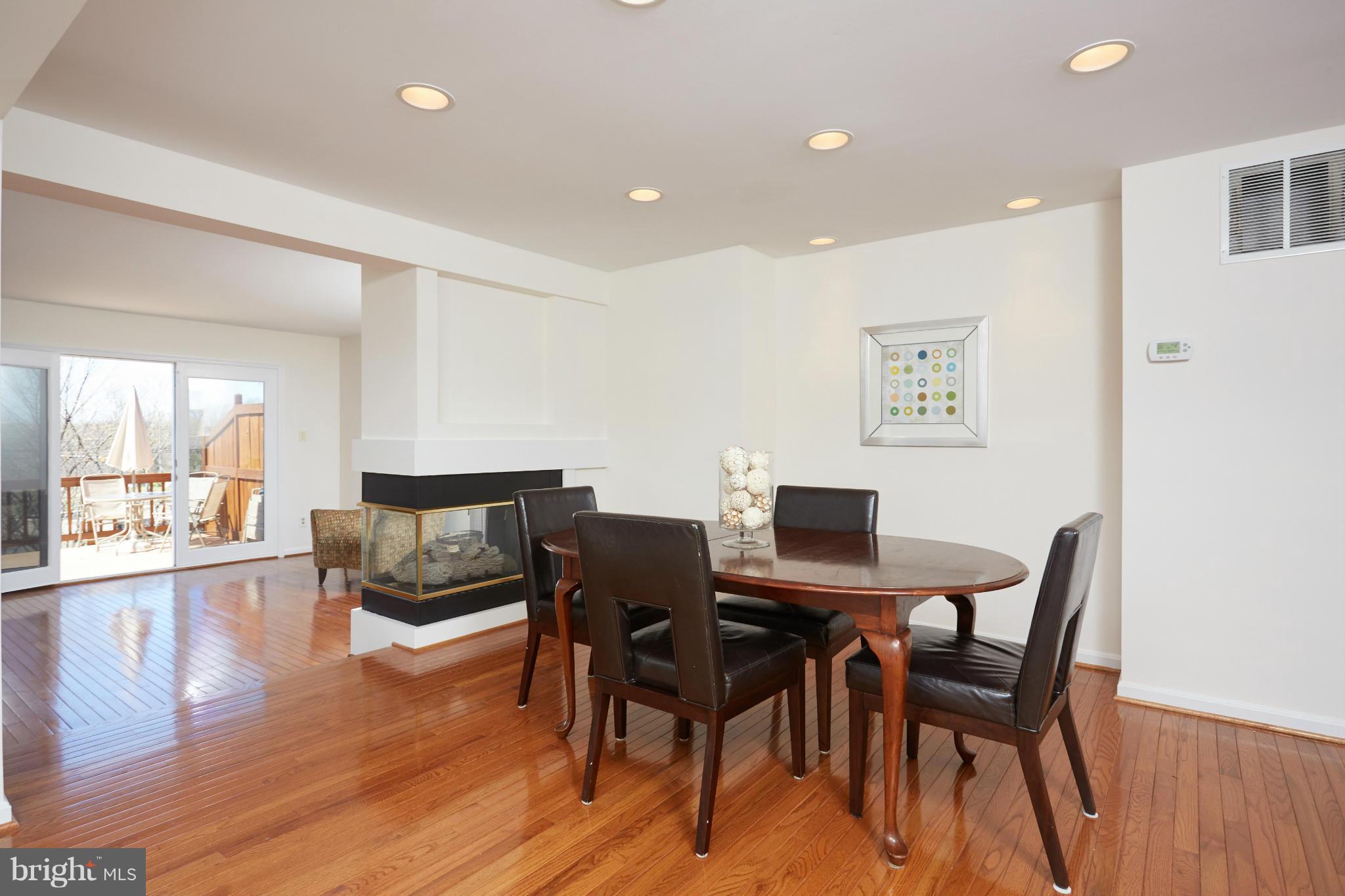 GREENS AT FAIR LAKES - Residential