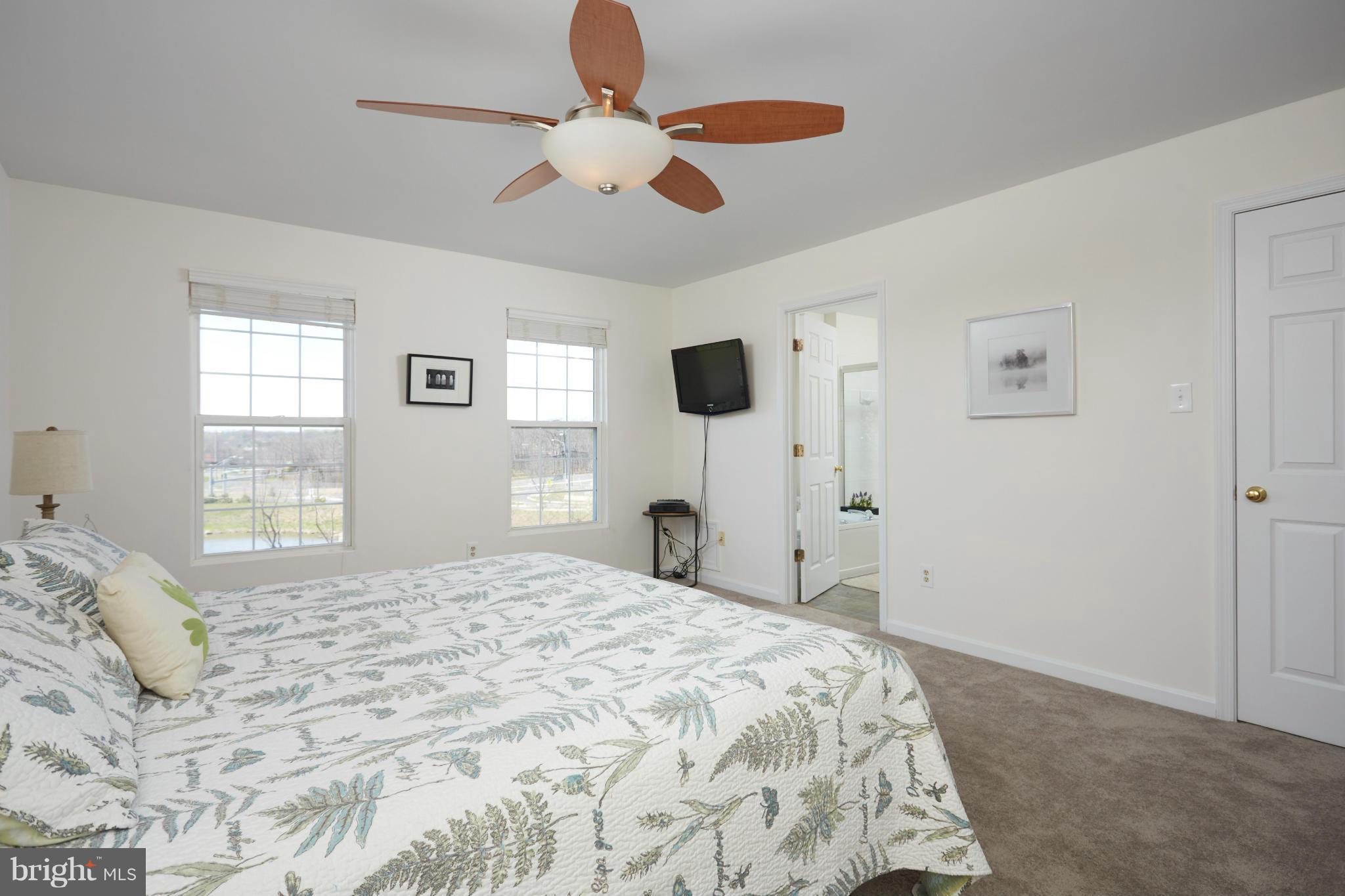 GREENS AT FAIR LAKES - Residential