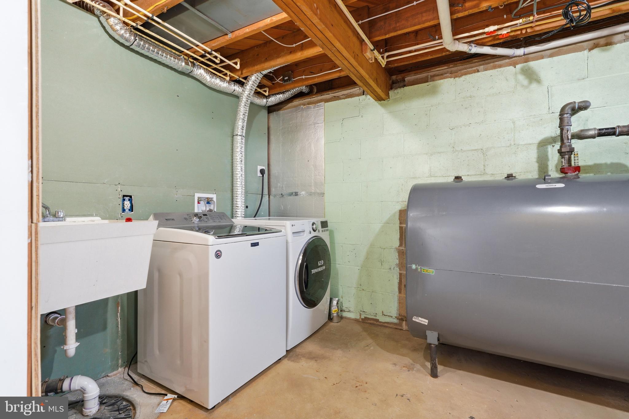 THE HEMLOCKS - Residential