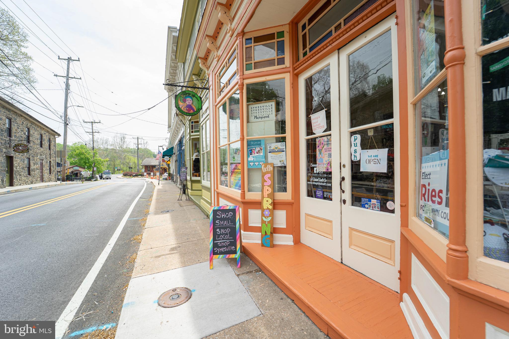 THE HEMLOCKS - Residential