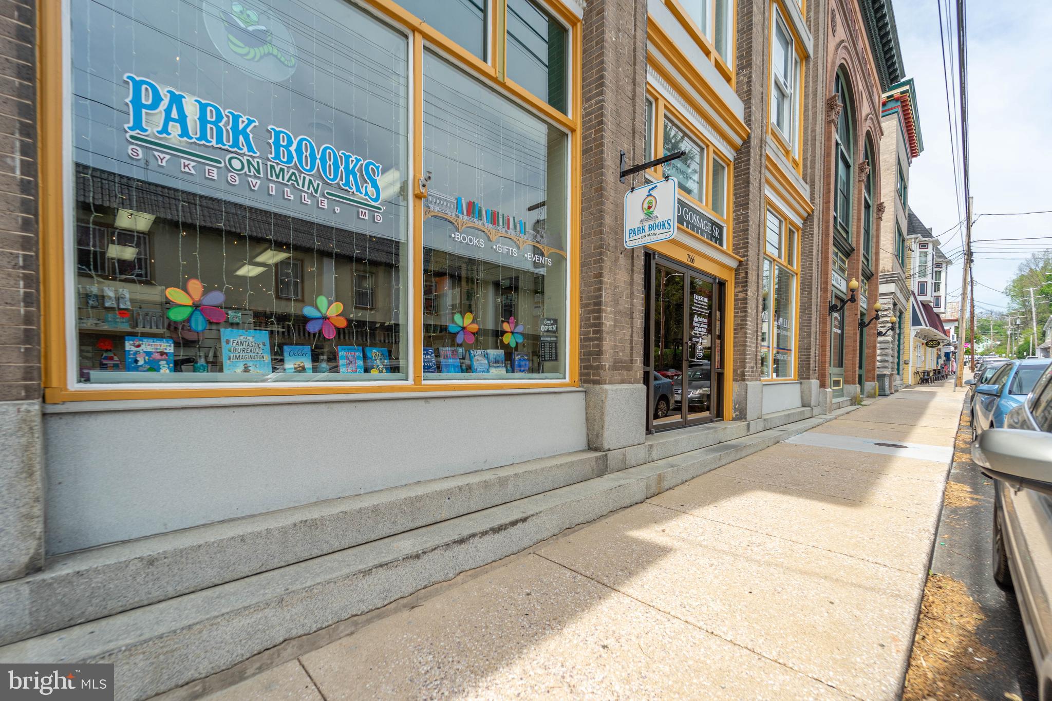 THE HEMLOCKS - Residential