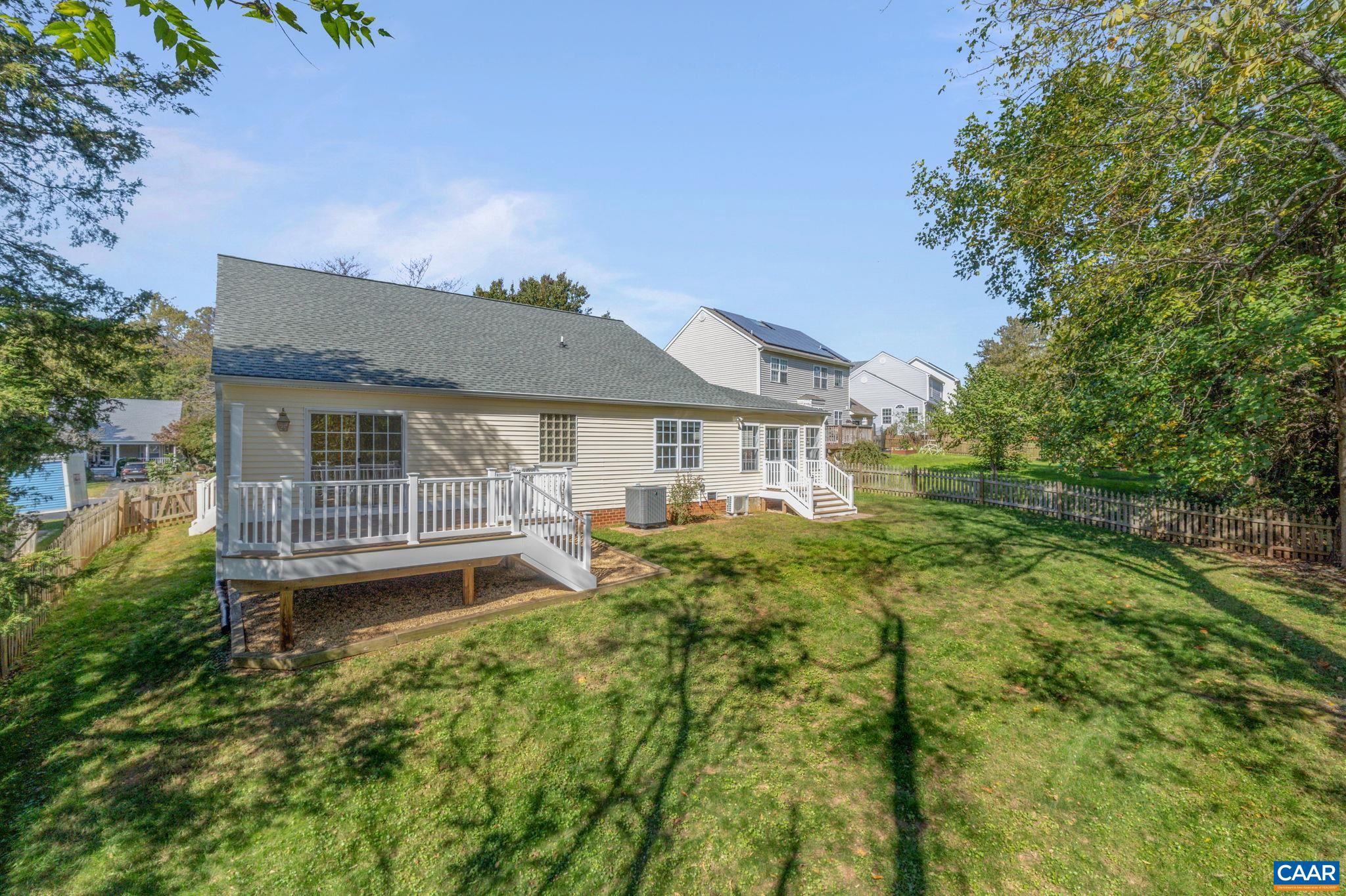 REDFIELDS - Residential Lease