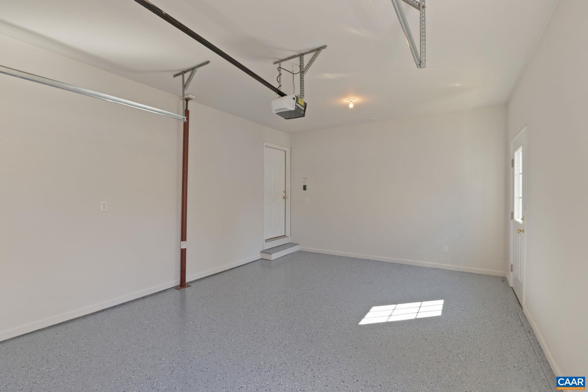 REDFIELDS - Residential Lease