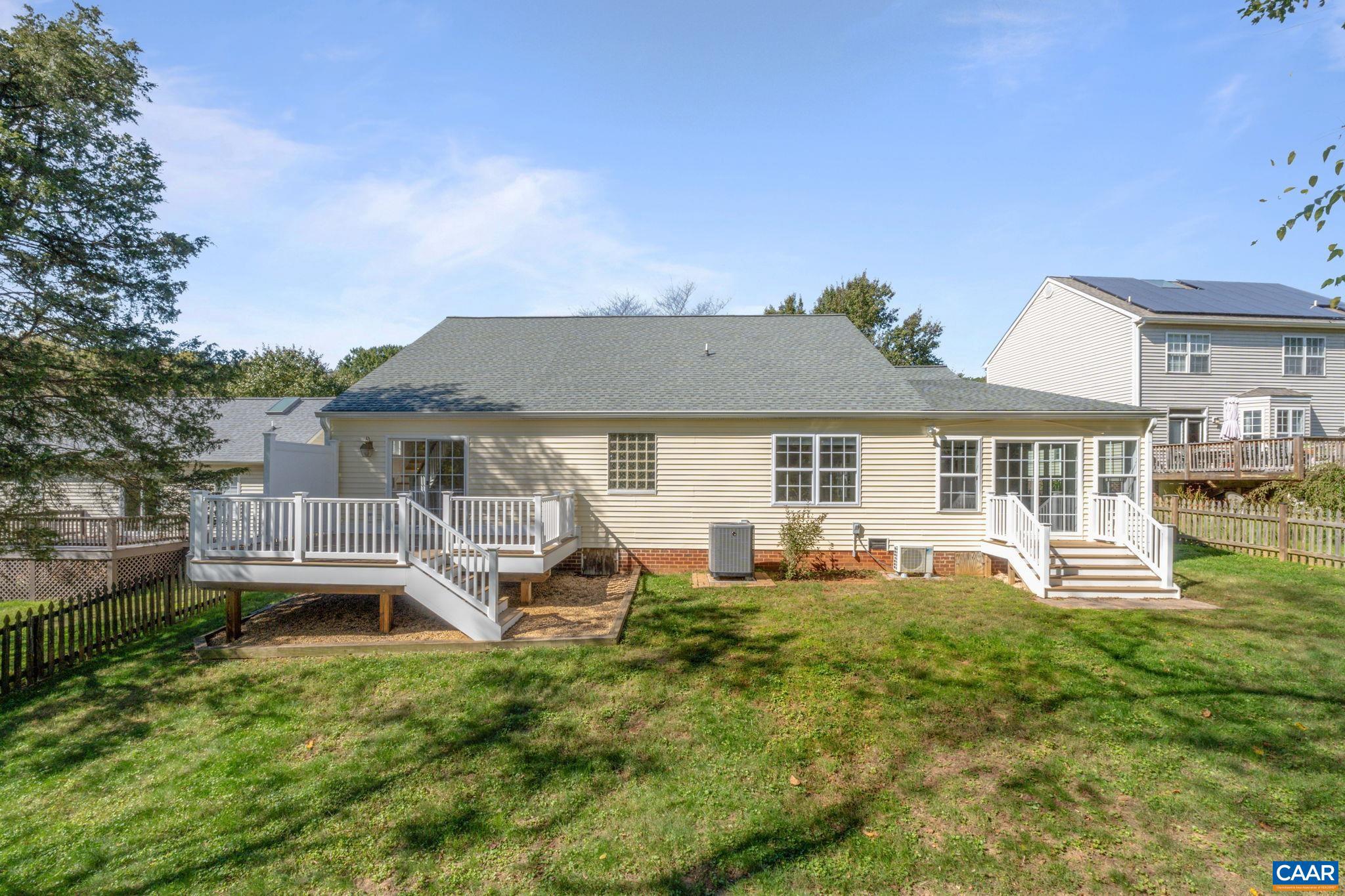 REDFIELDS - Residential Lease