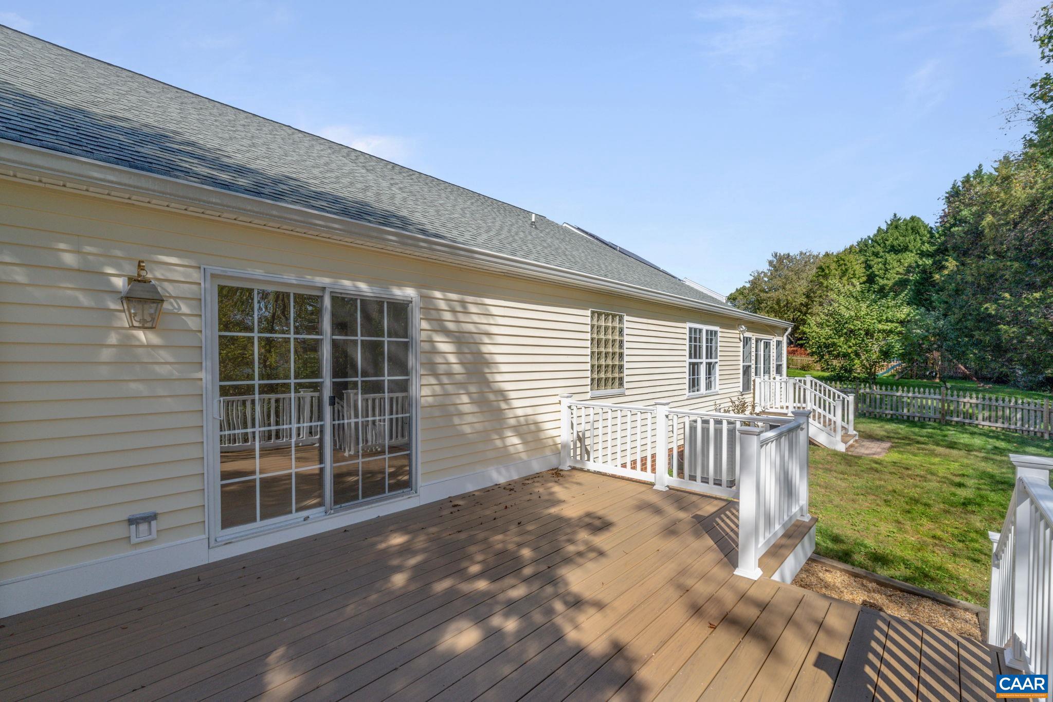 REDFIELDS - Residential Lease