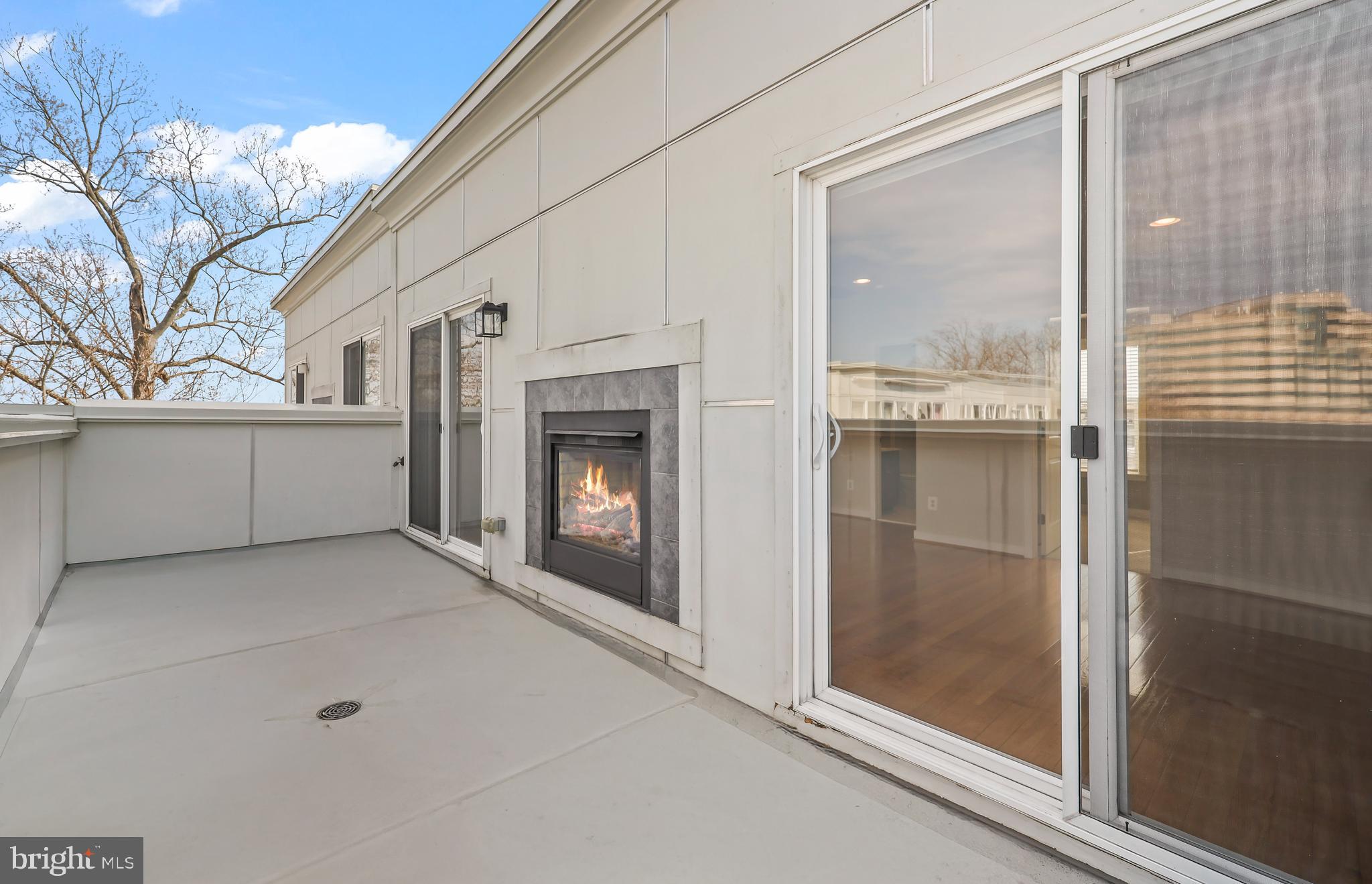 CENTERPOINTE - Residential