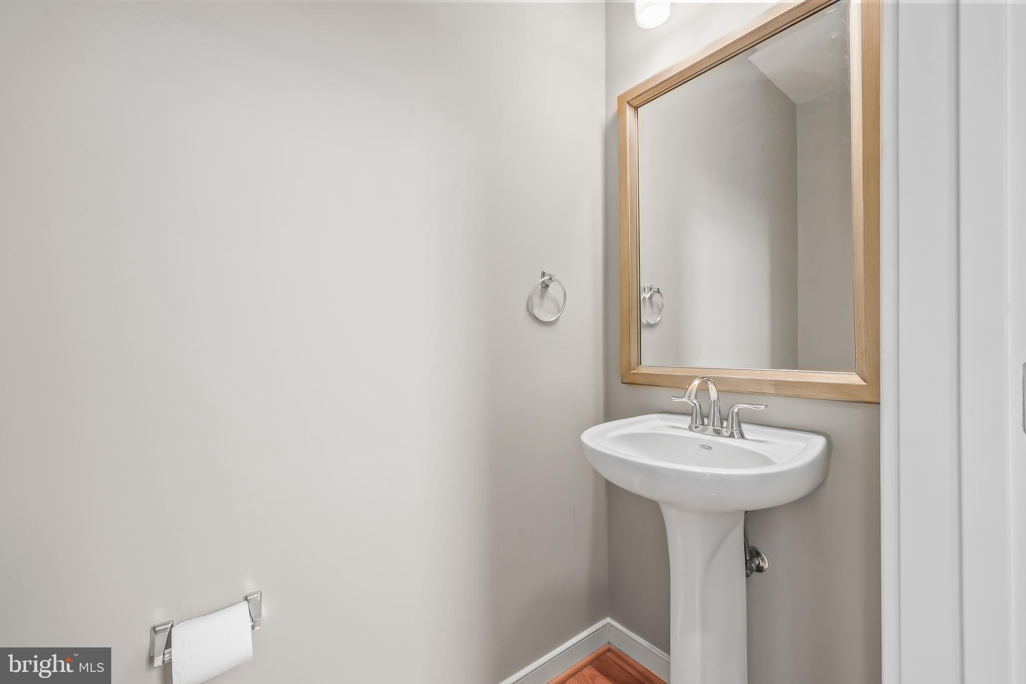 CENTERPOINTE - Residential