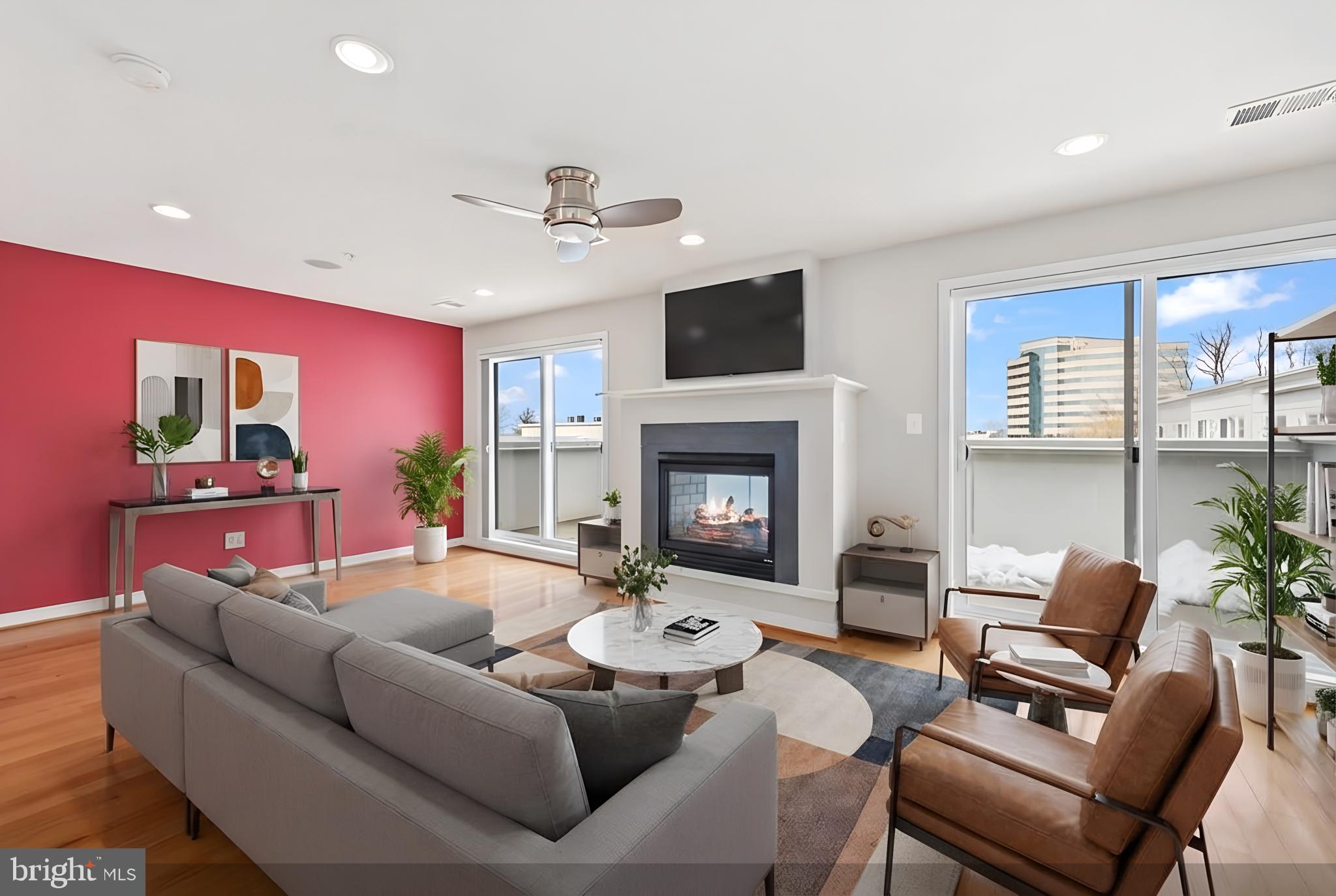 CENTERPOINTE - Residential