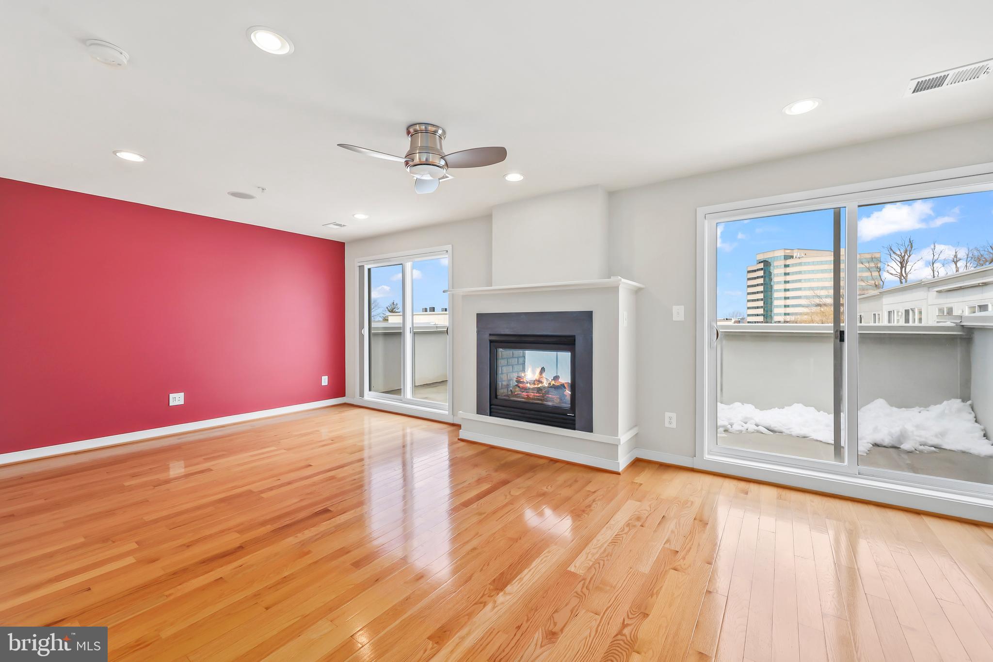 CENTERPOINTE - Residential