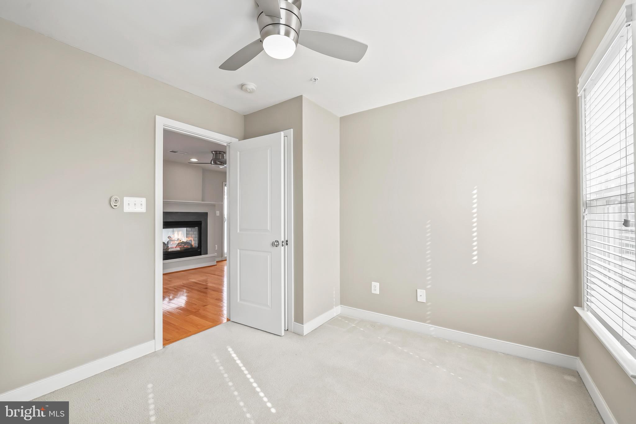 CENTERPOINTE - Residential