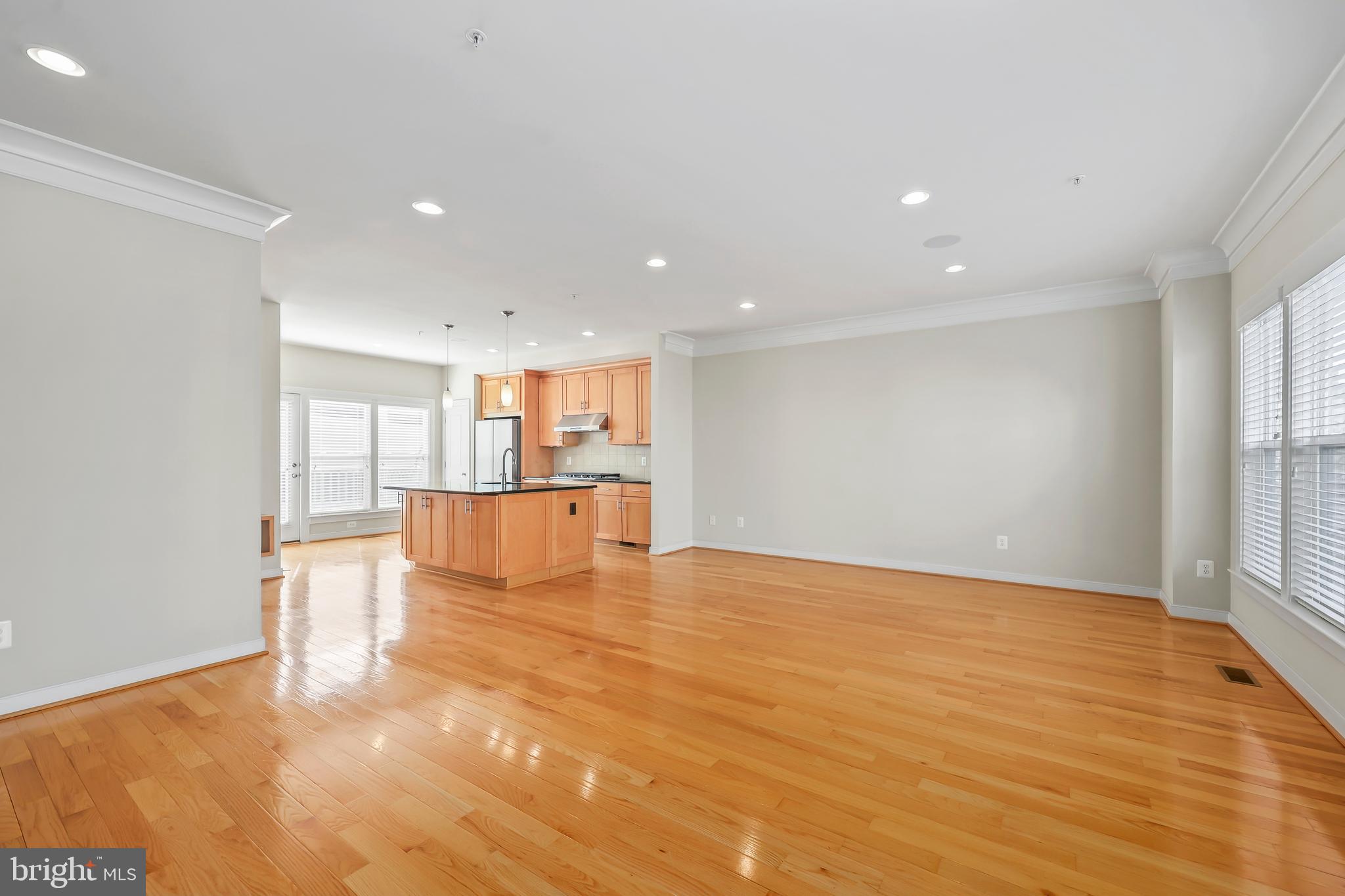 CENTERPOINTE - Residential