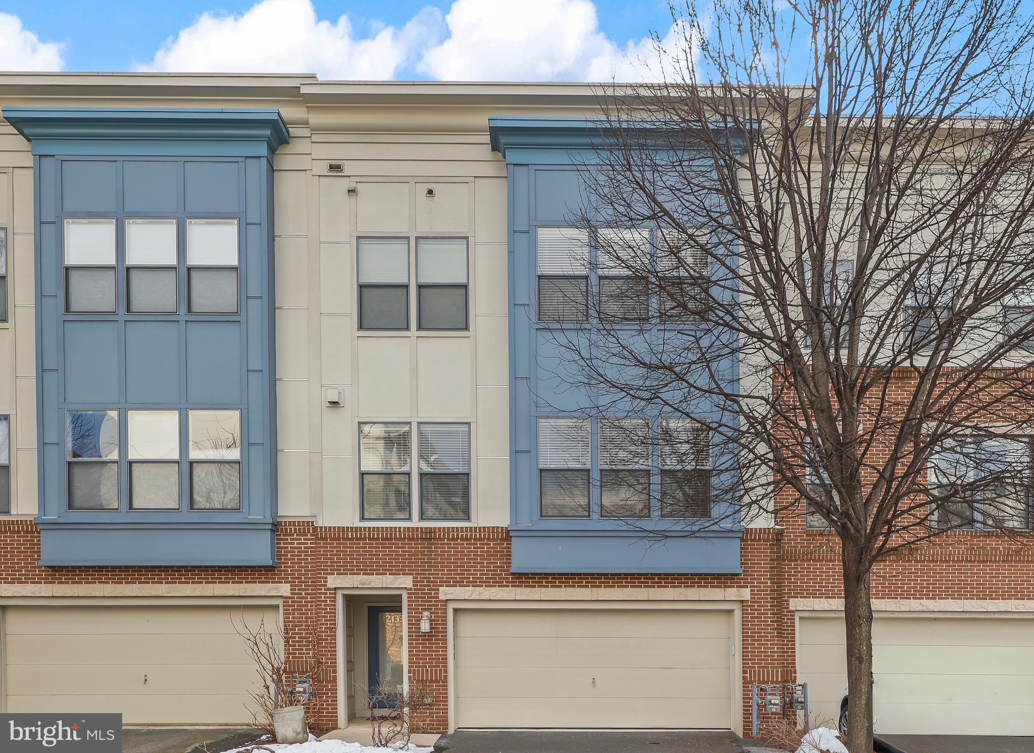 CENTERPOINTE - Residential