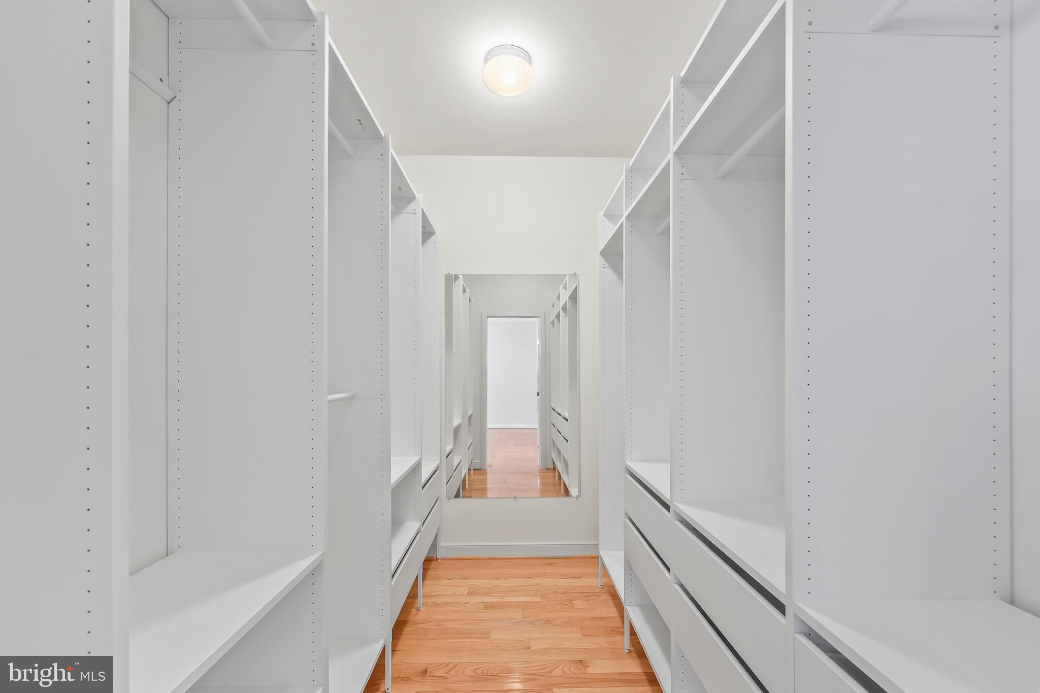 CENTERPOINTE - Residential