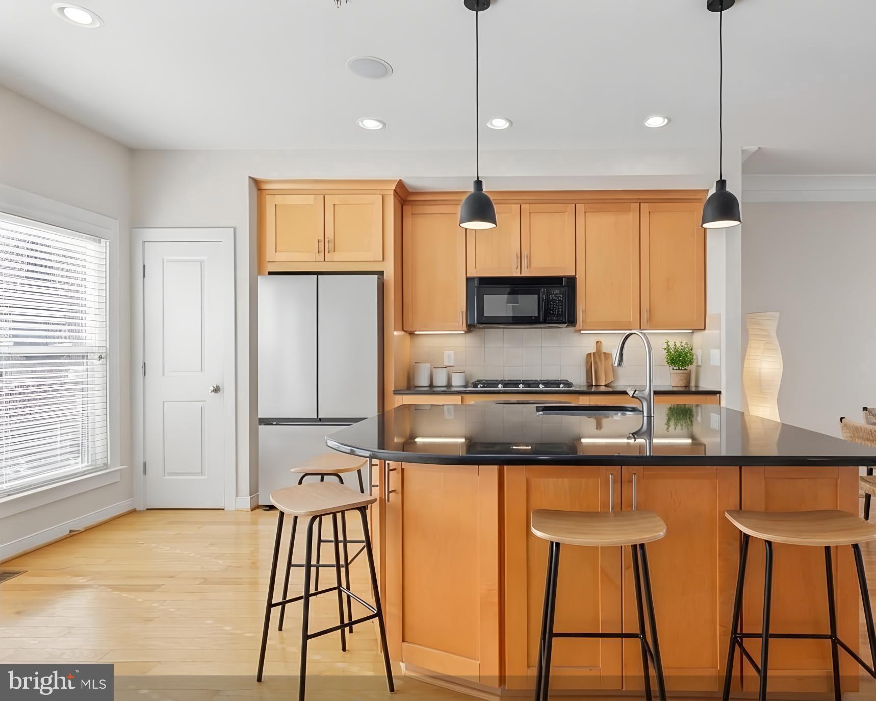 CENTERPOINTE - Residential