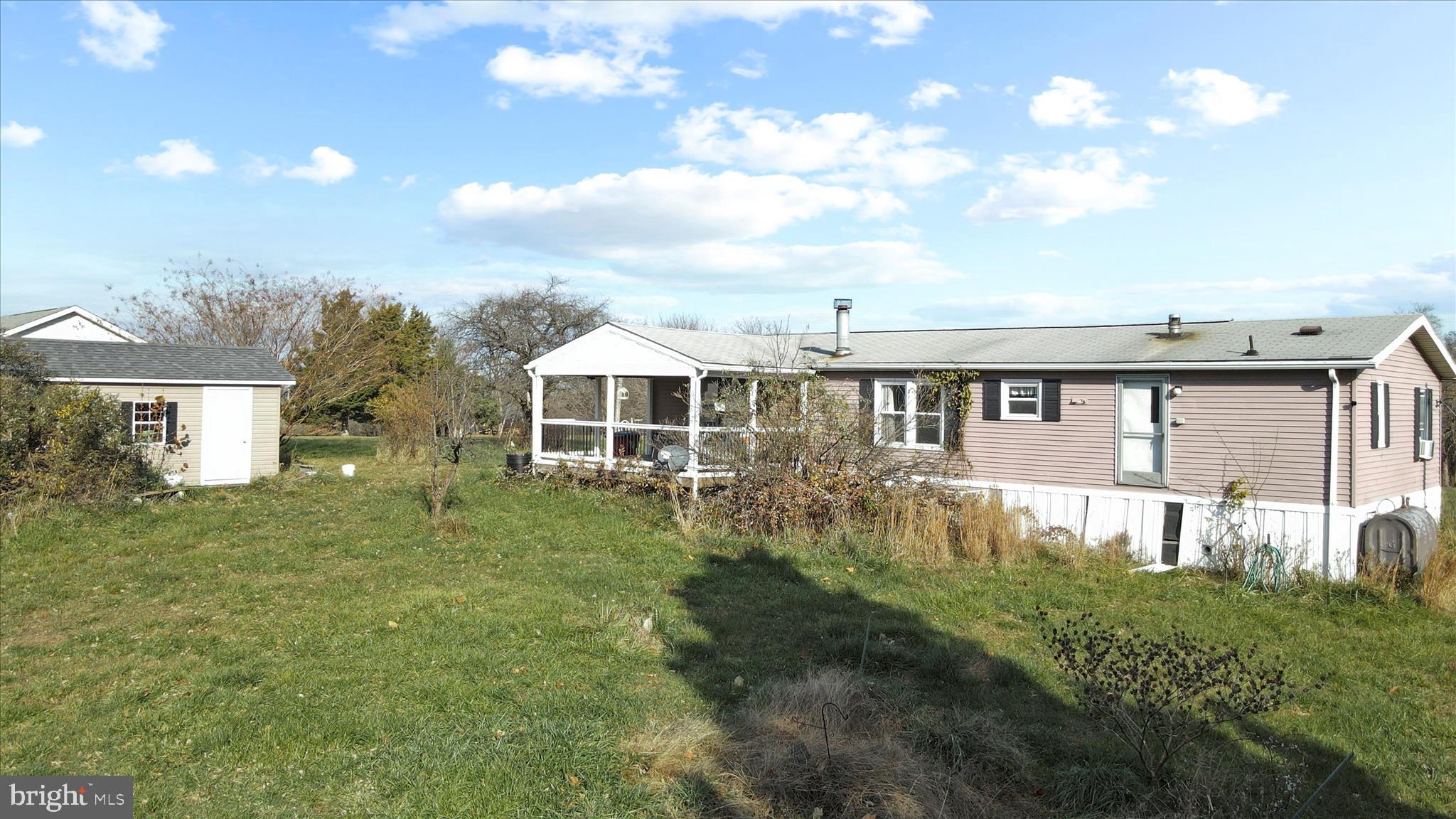 HIDDEN RIVER FARM - Residential