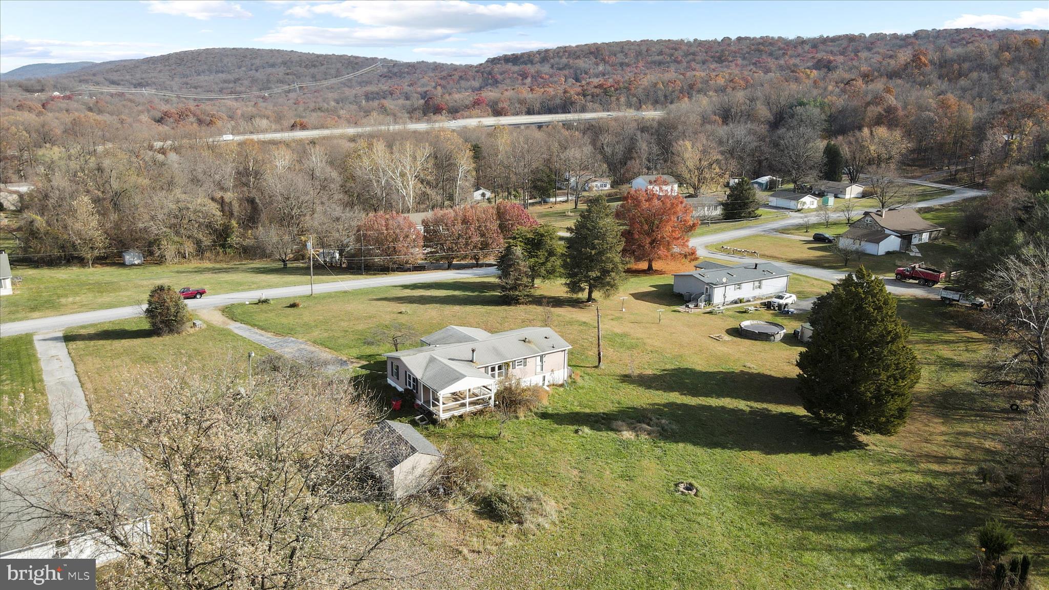 HIDDEN RIVER FARM - Residential