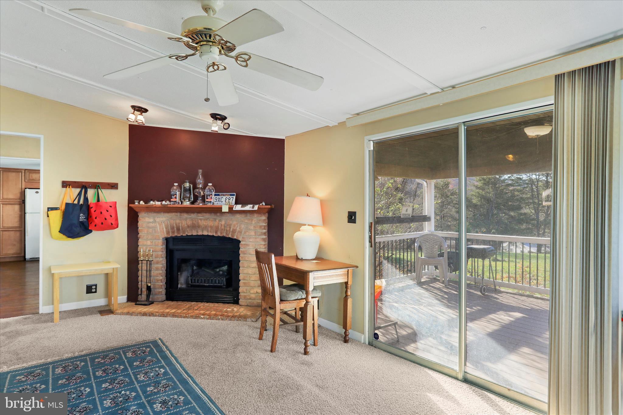 HIDDEN RIVER FARM - Residential