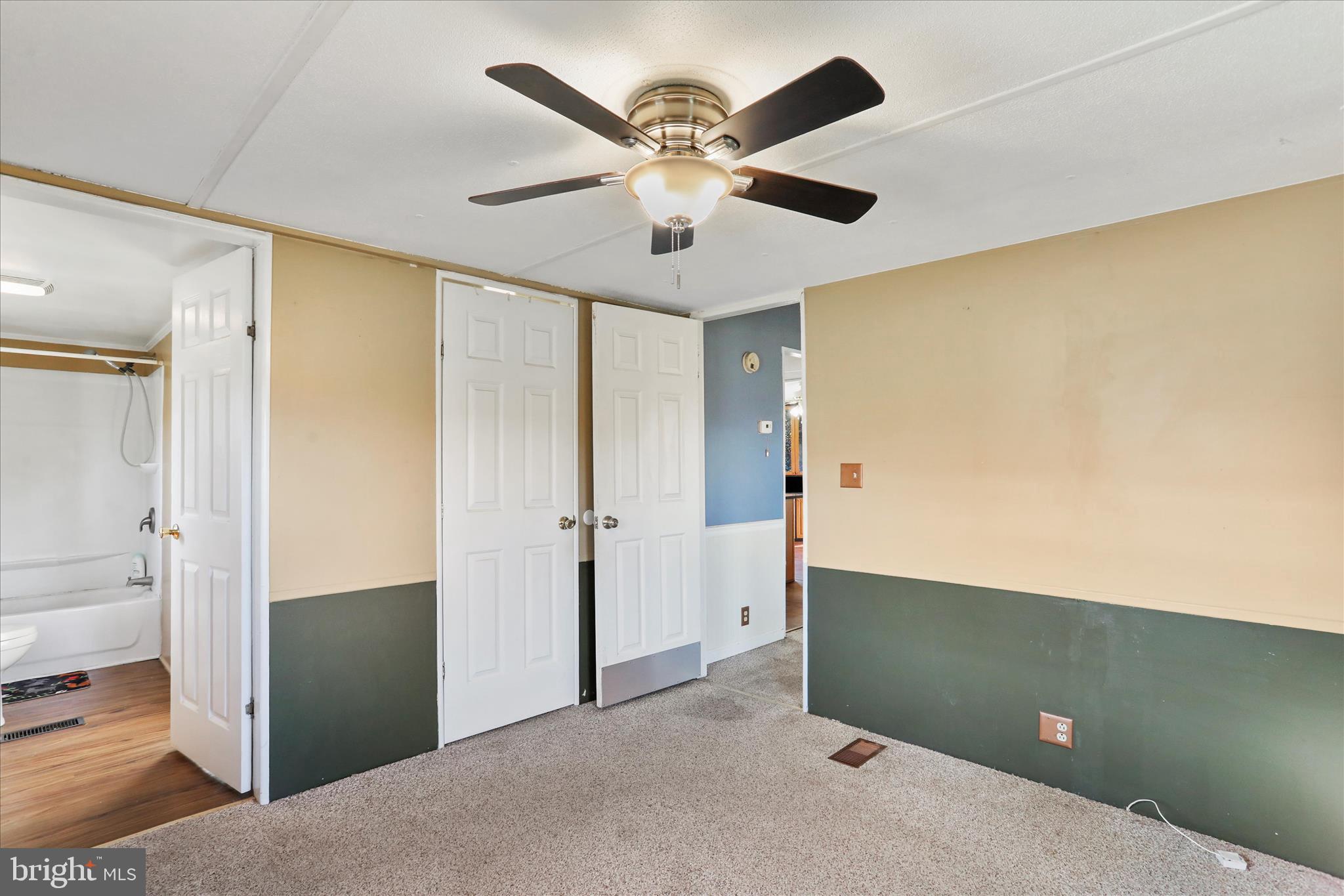 HIDDEN RIVER FARM - Residential