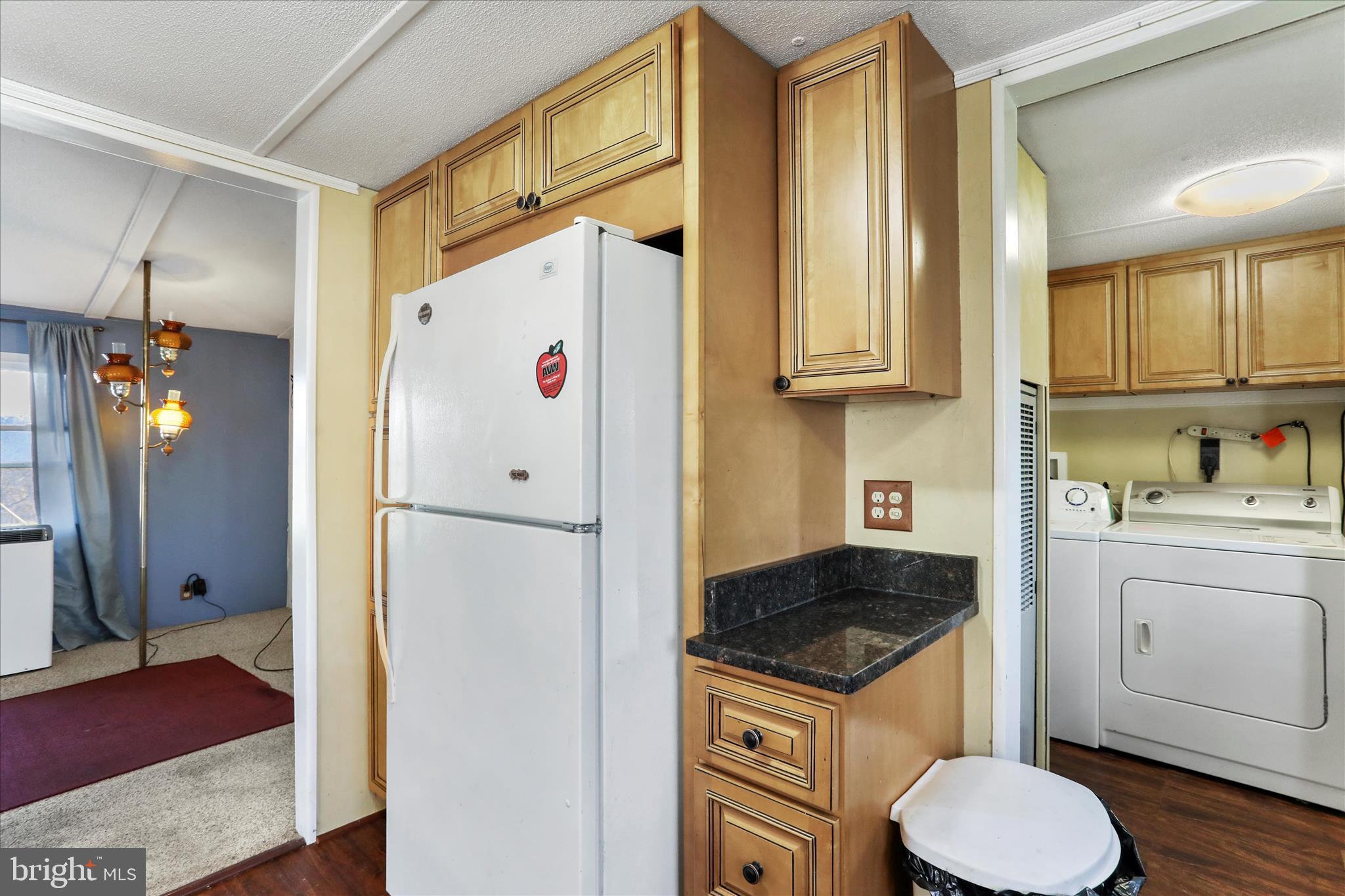 HIDDEN RIVER FARM - Residential