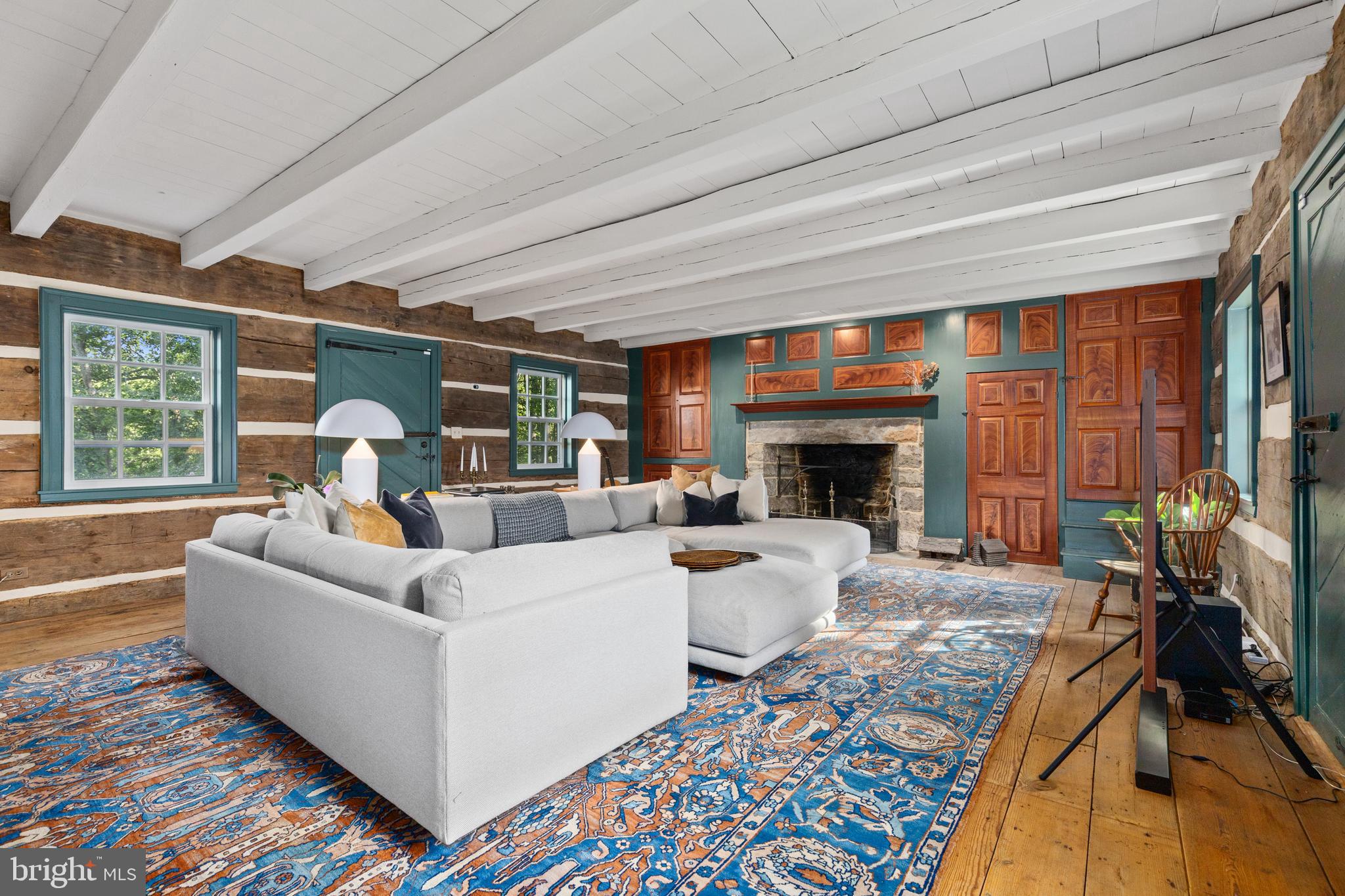 MIDDLEBURG - Residential