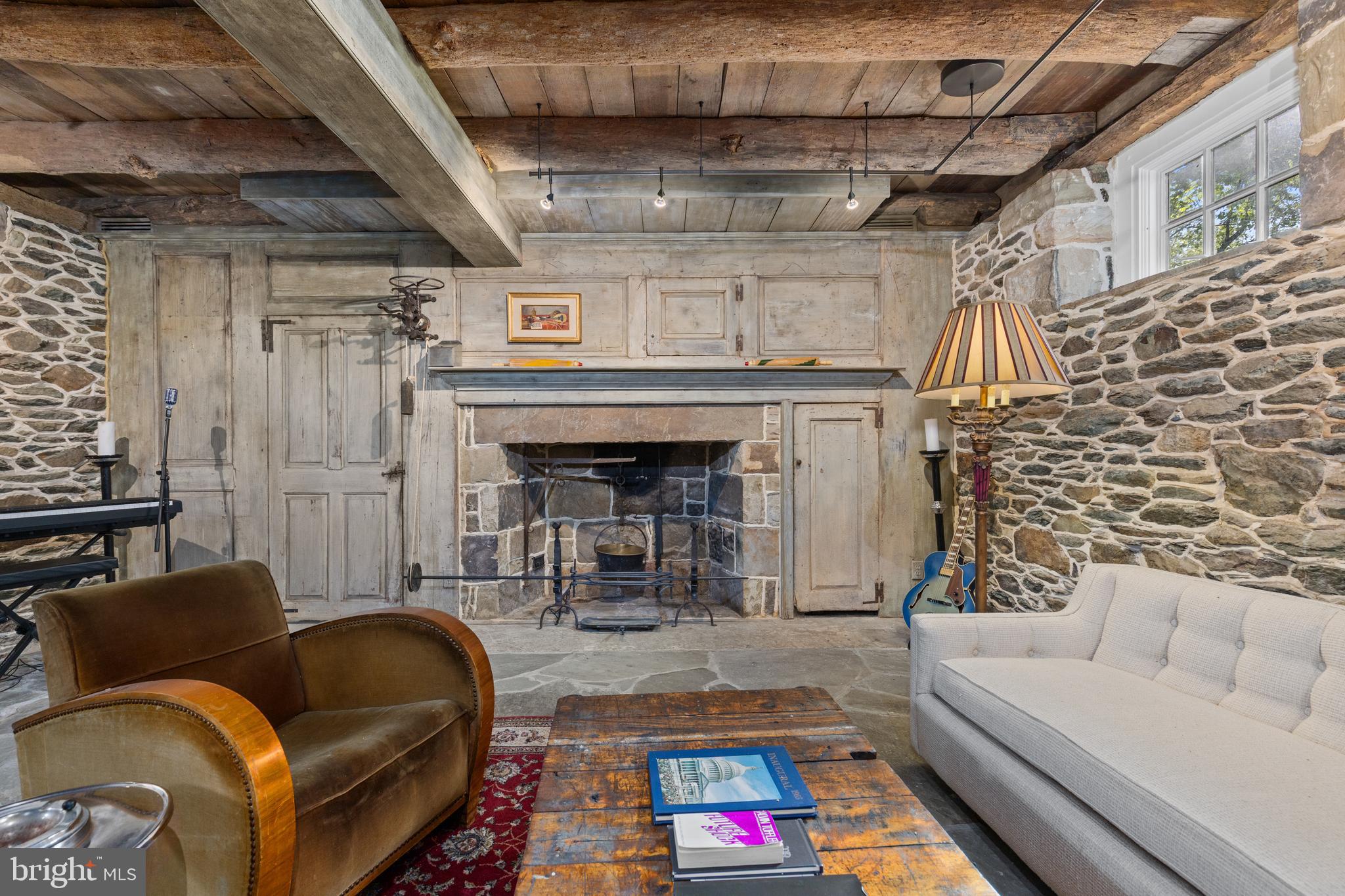 MIDDLEBURG - Residential