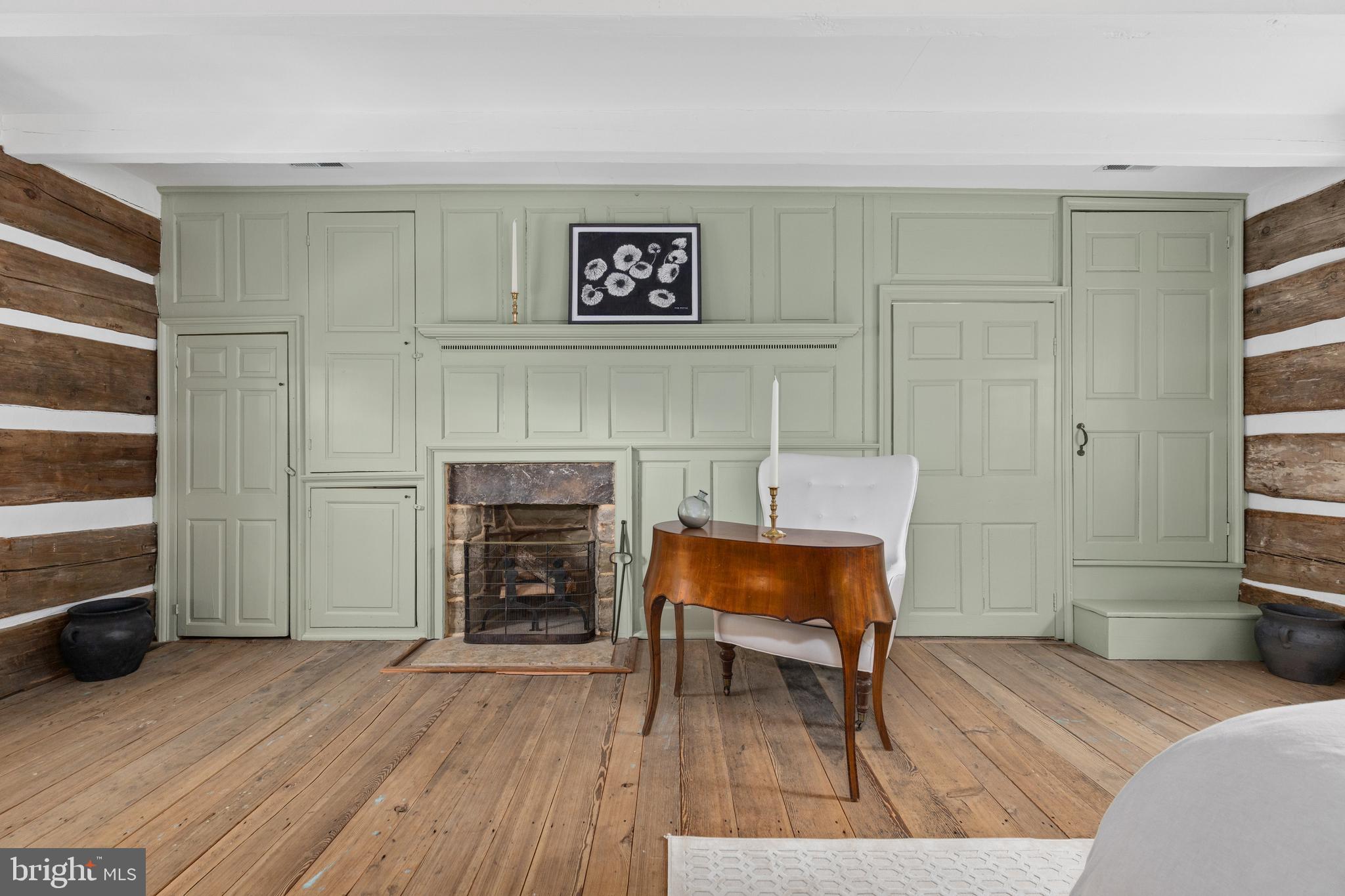 MIDDLEBURG - Residential