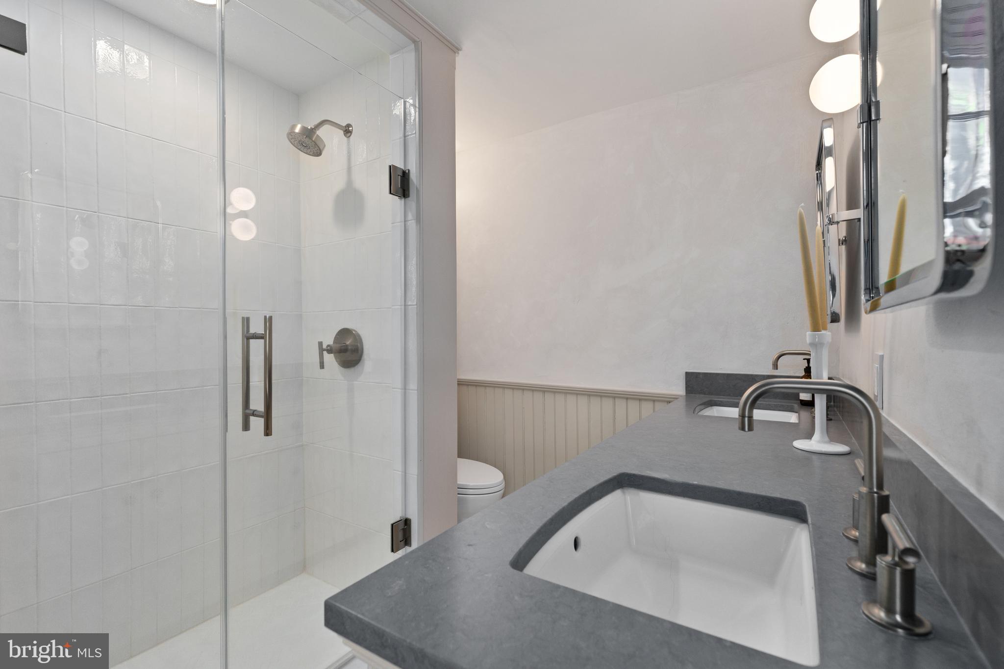 MIDDLEBURG - Residential