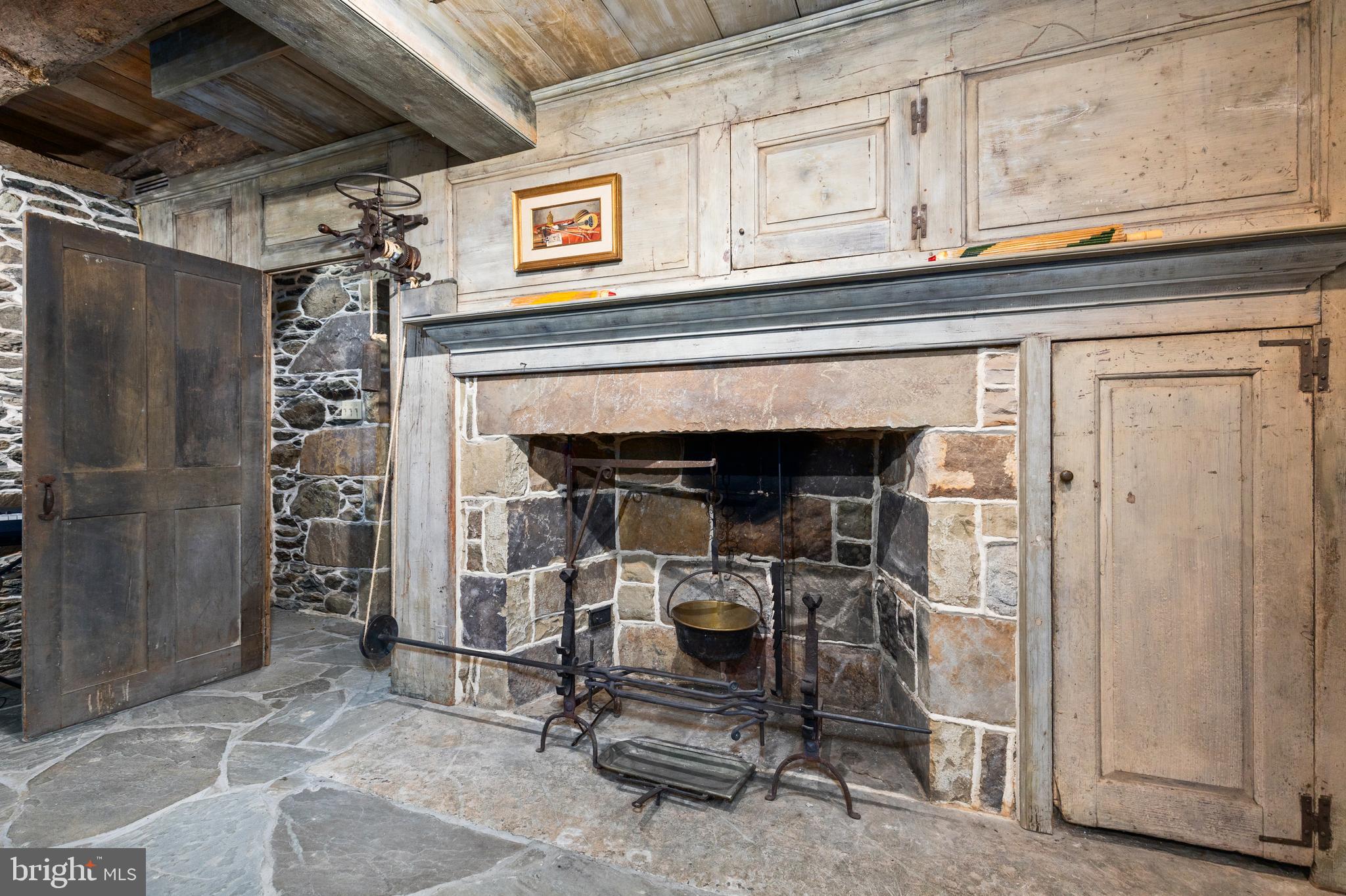 MIDDLEBURG - Residential