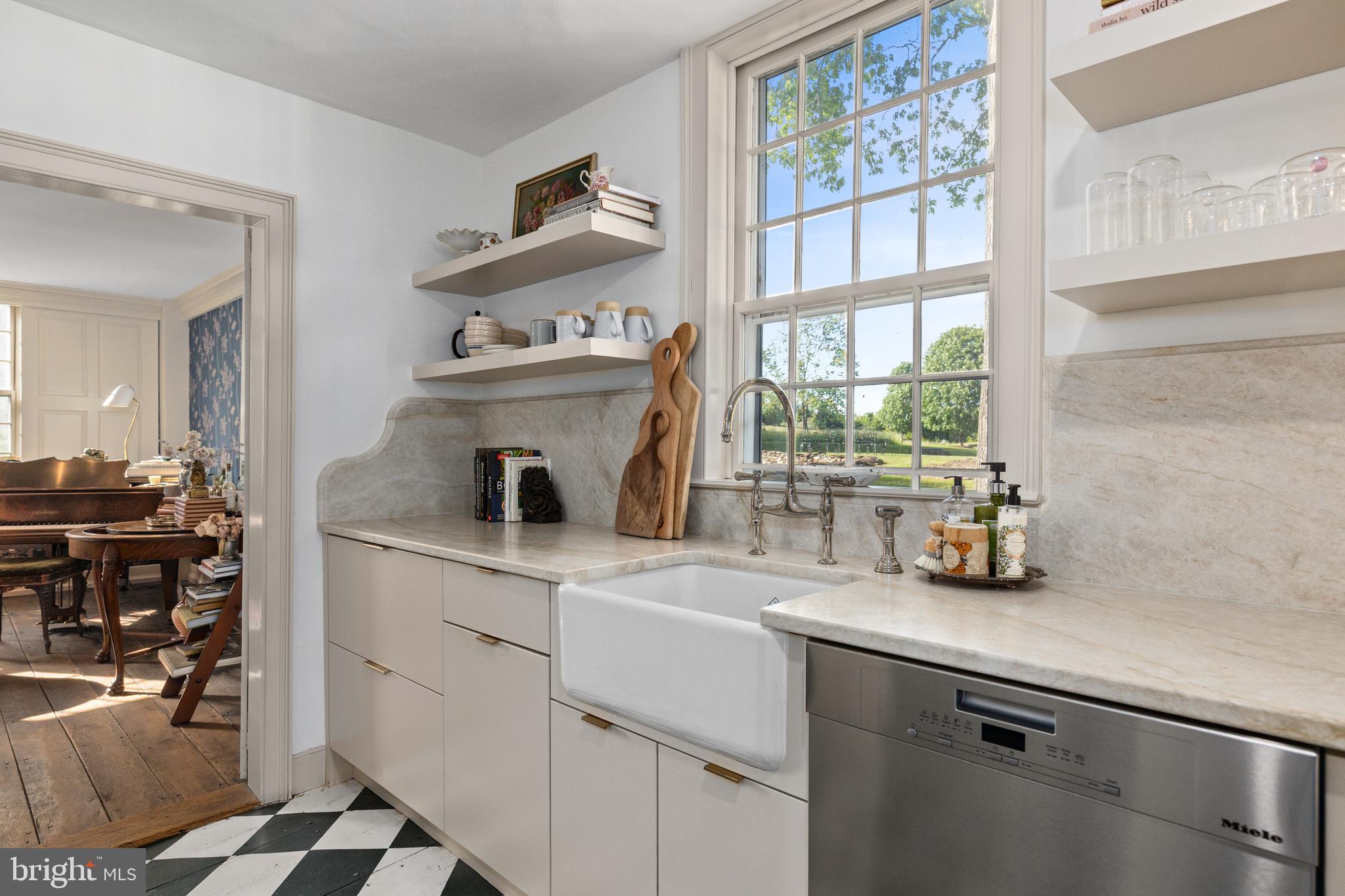 MIDDLEBURG - Residential