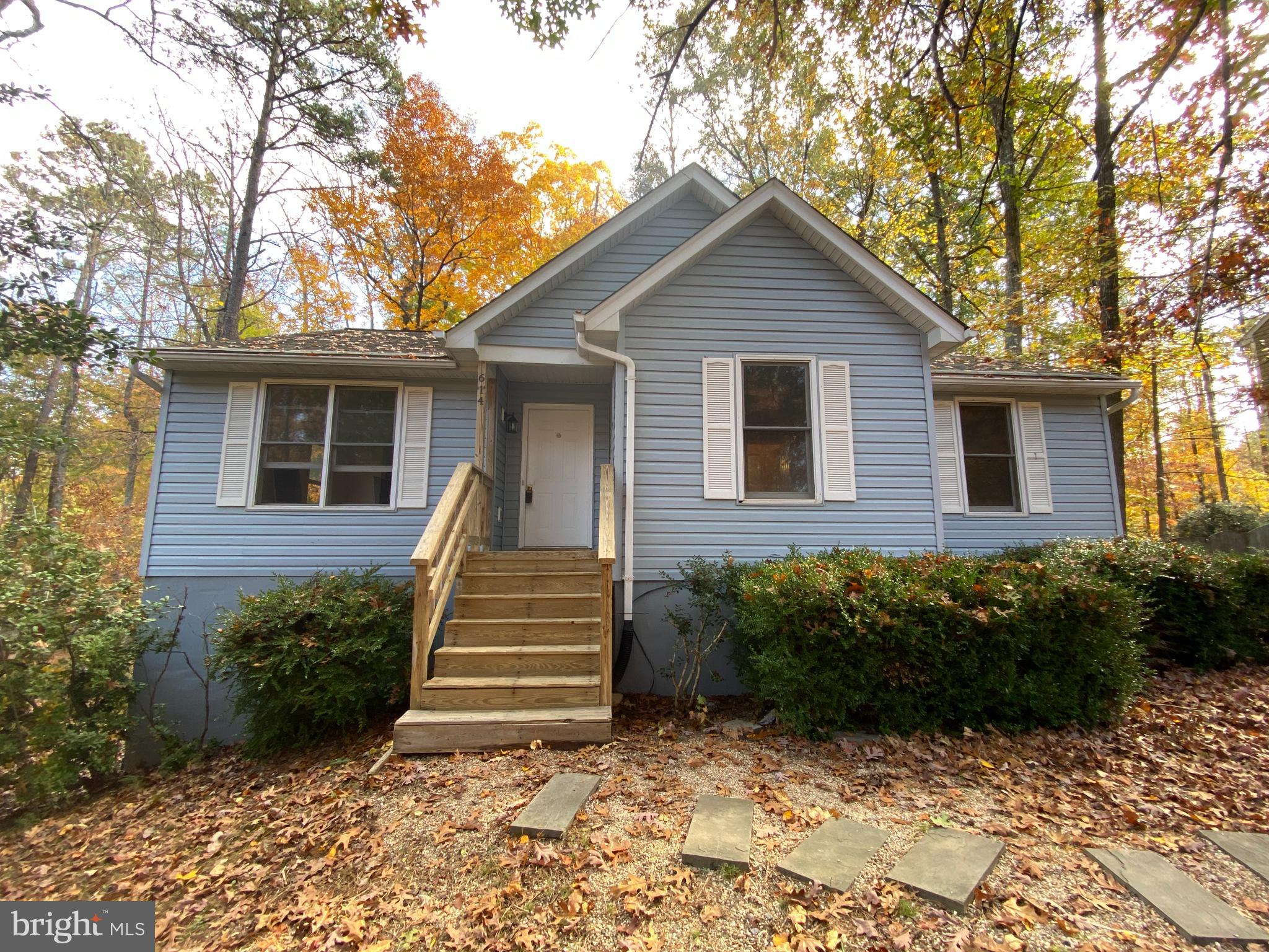 LAKE LAND OR - Residential Lease