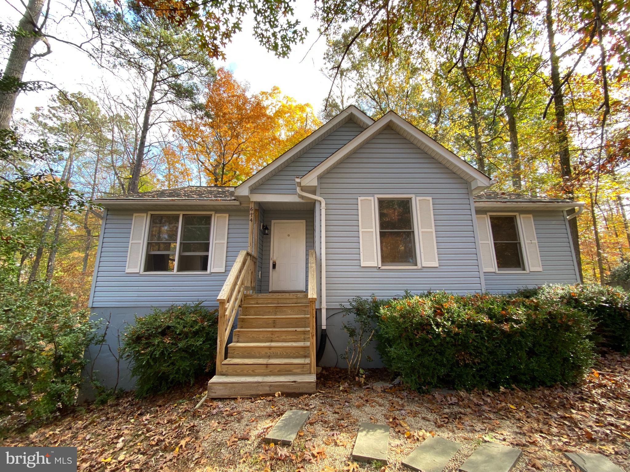 LAKE LAND OR - Residential Lease