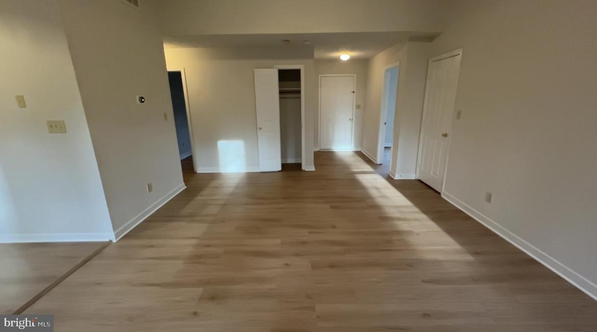 LAKE LAND OR - Residential Lease