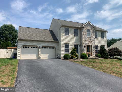 Homes For Sale - 35 Manor Cir L-0036 Circle<br/> Lebanon County, PALMYRA, PA 17078