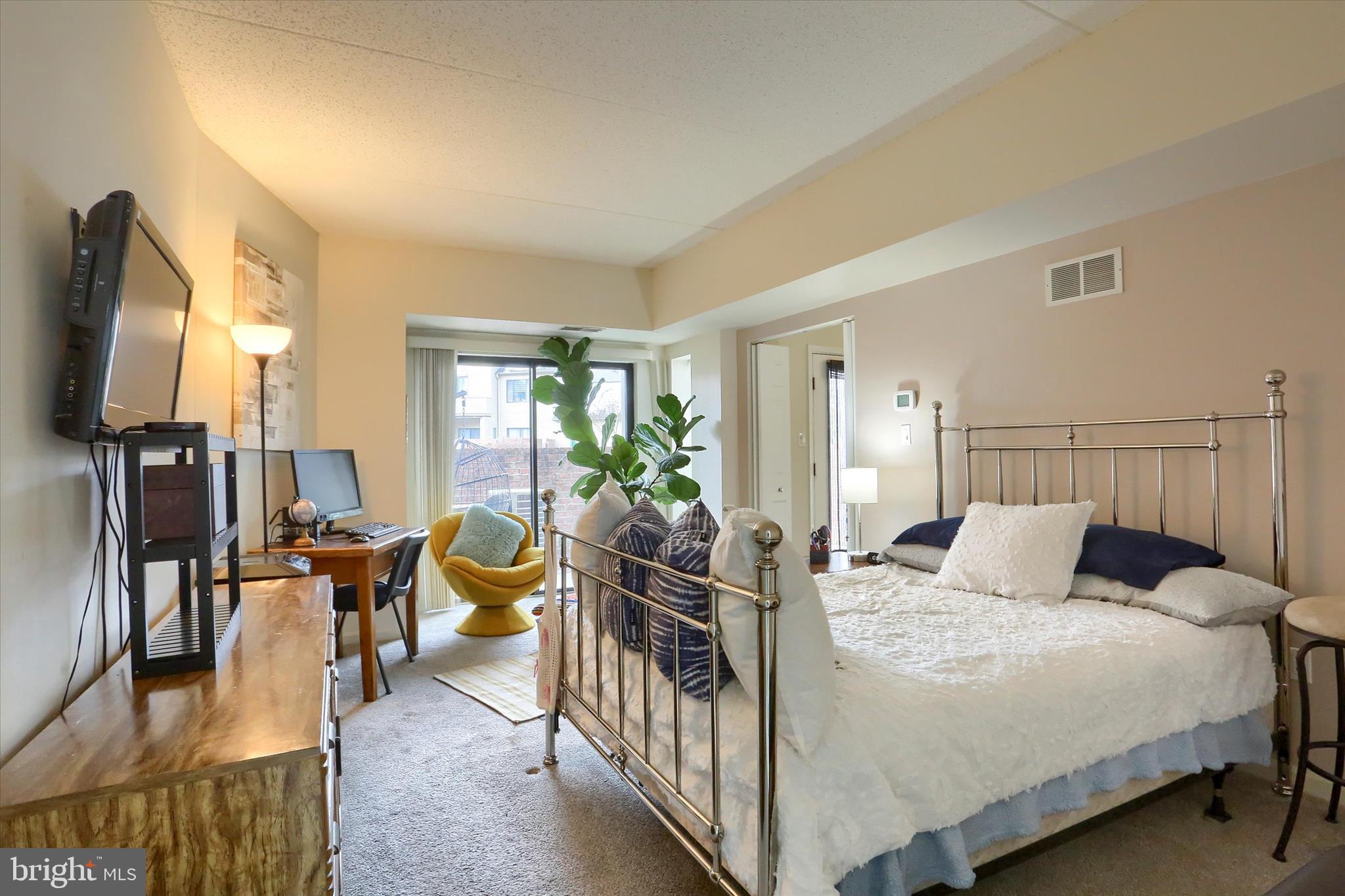 CHERRINGTON - Residential