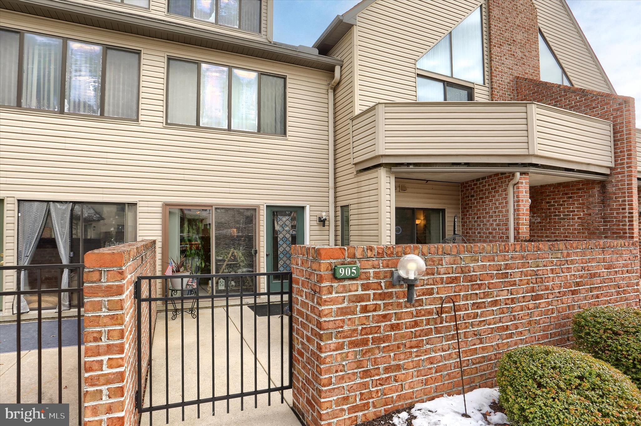 905 CHERRINGTON DRIVE