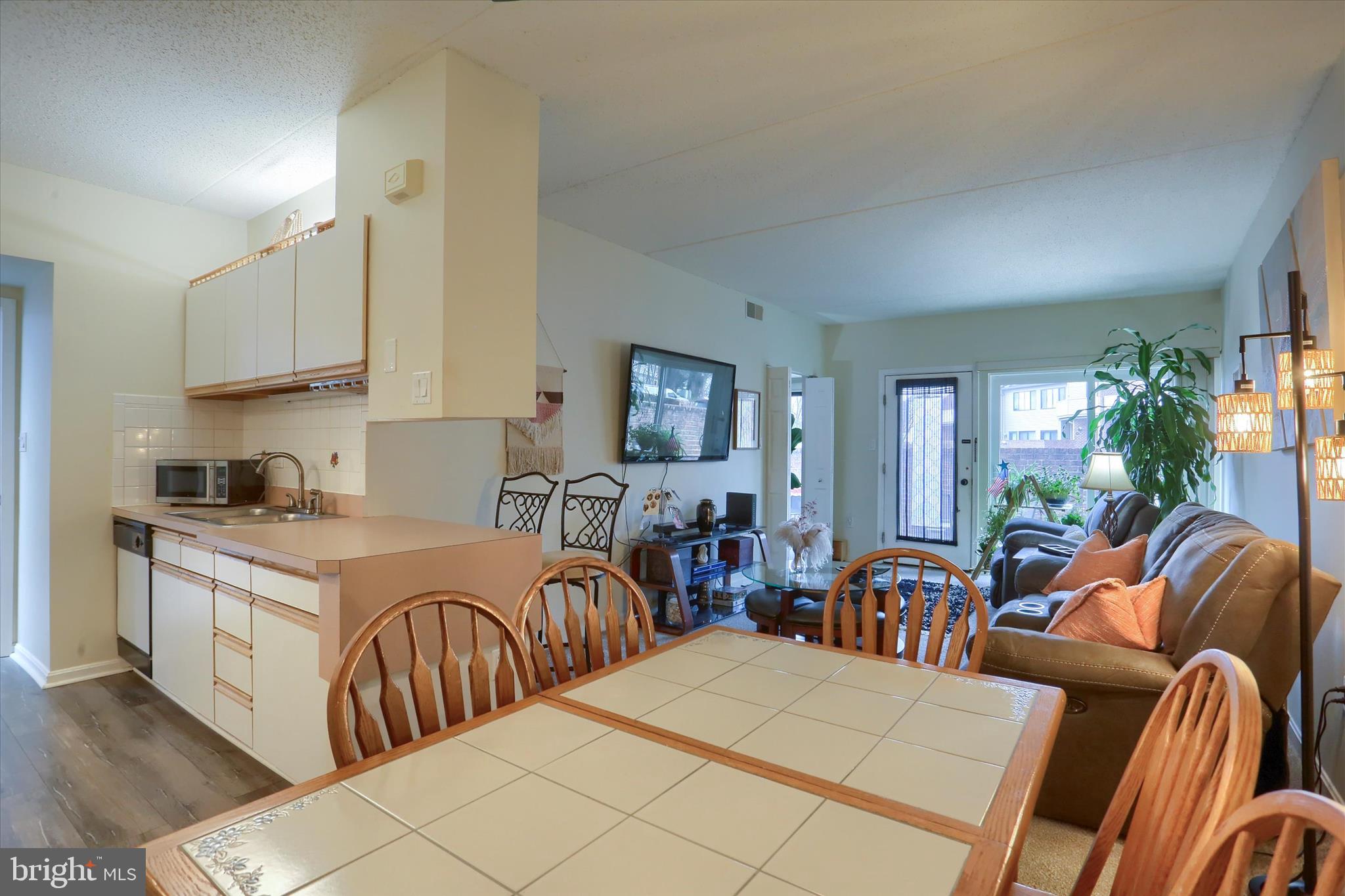 CHERRINGTON - Residential