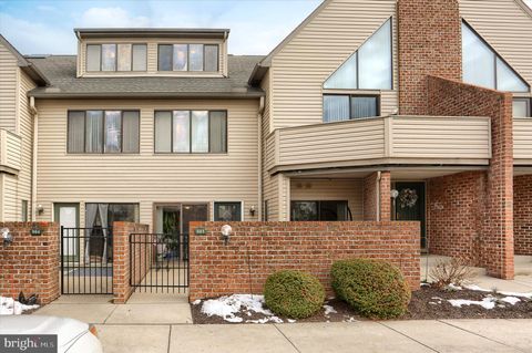 905 CHERRINGTON DRIVE HARRISBURG PA 17110