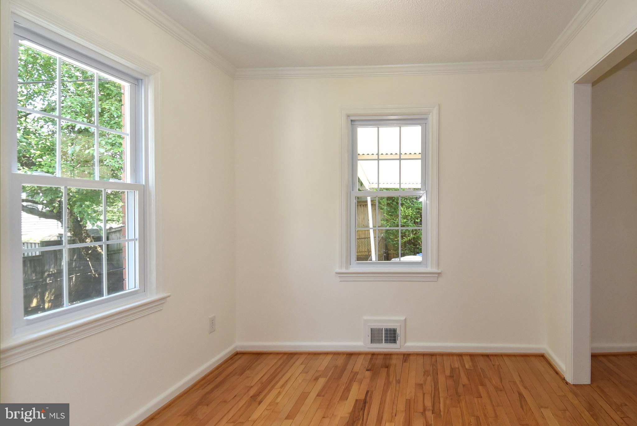 JEFFERSON MANOR - Residential