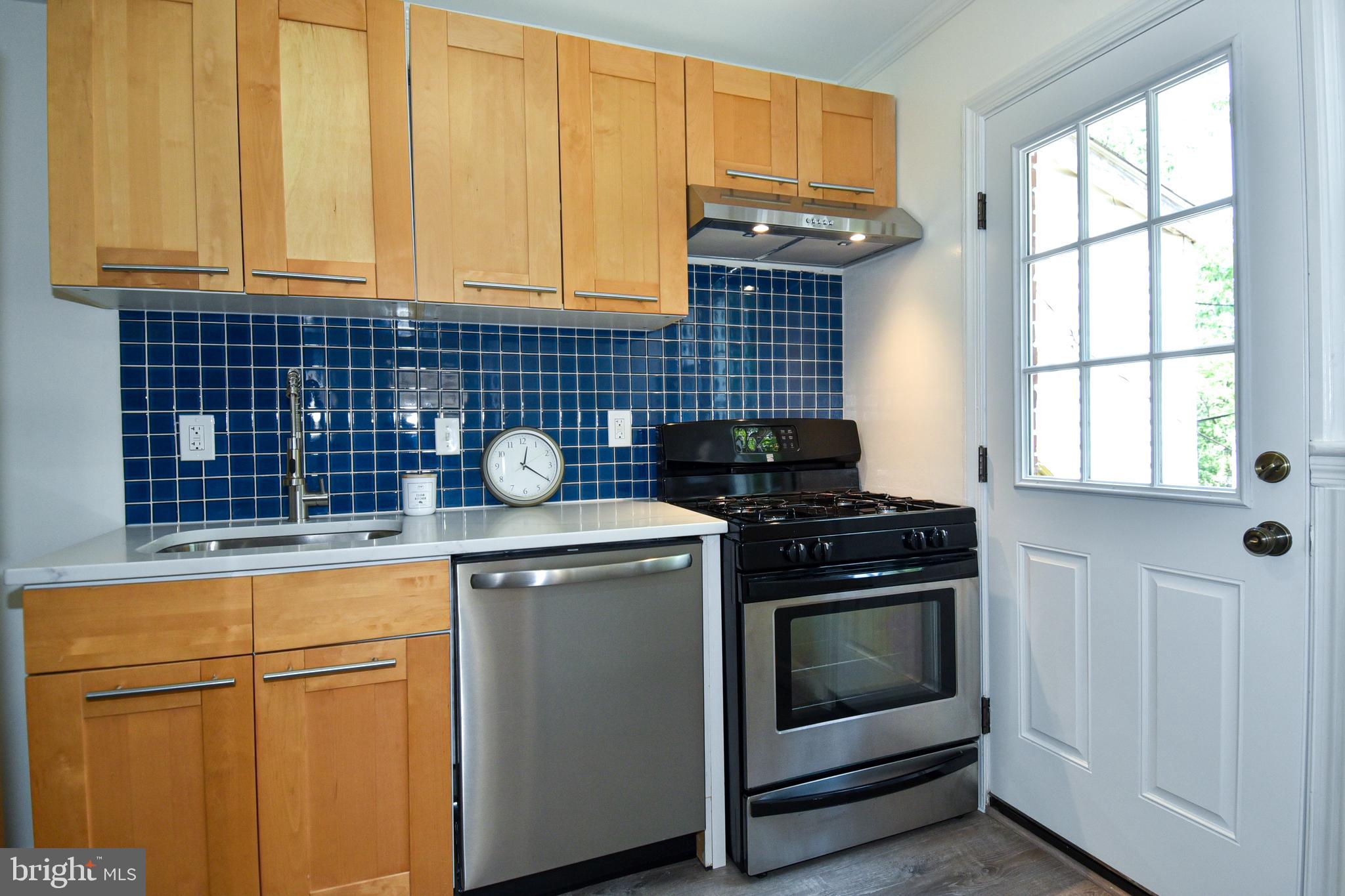 JEFFERSON MANOR - Residential