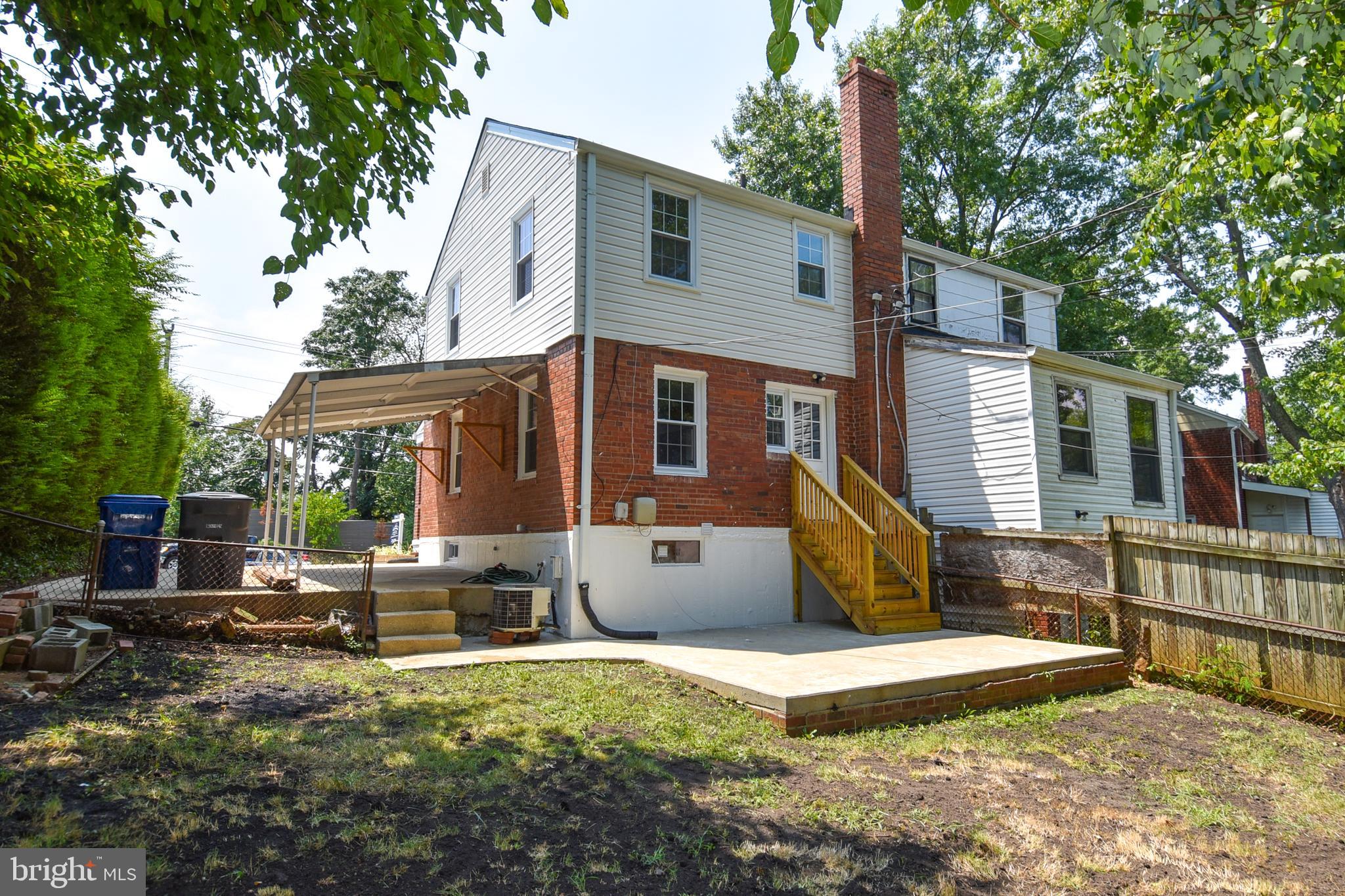 JEFFERSON MANOR - Residential