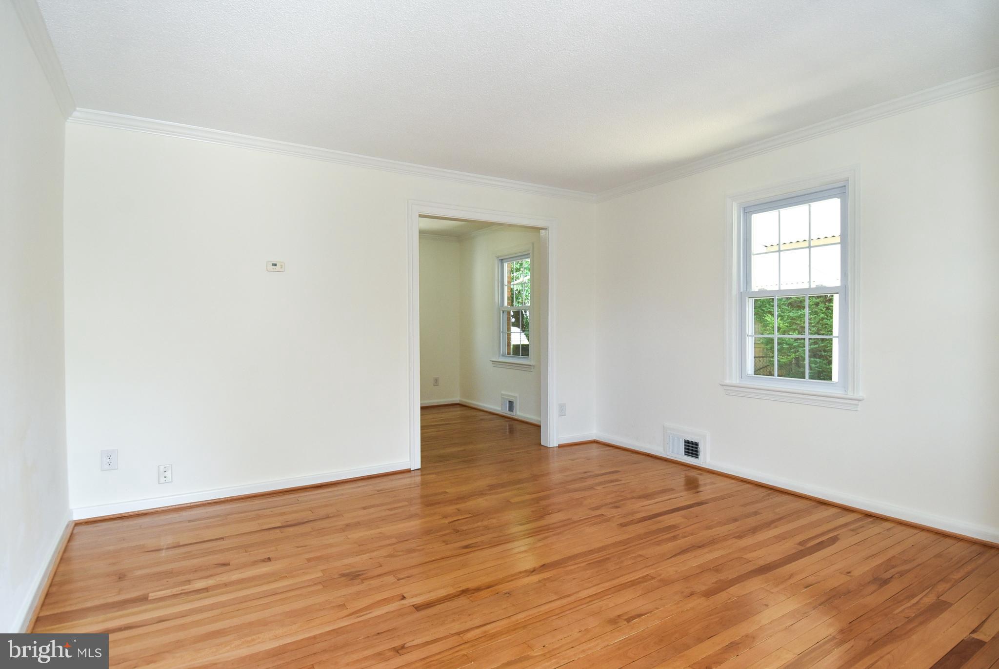 JEFFERSON MANOR - Residential