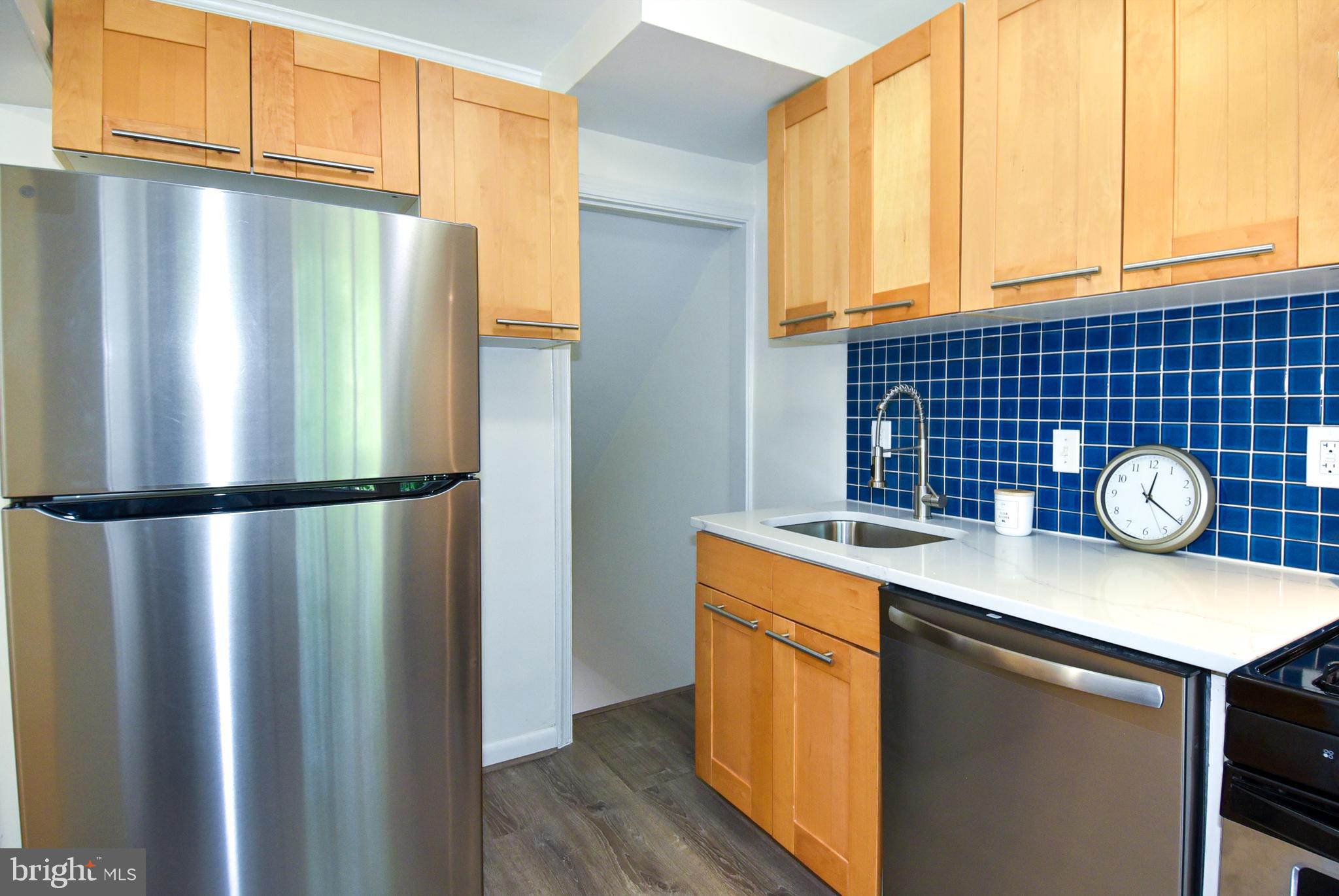 JEFFERSON MANOR - Residential