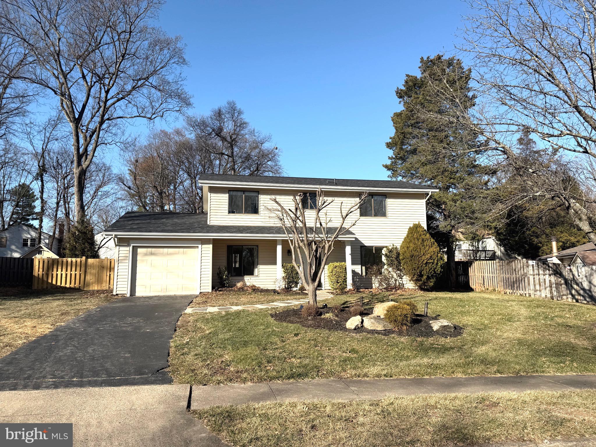 HIDDENBROOK - Residential