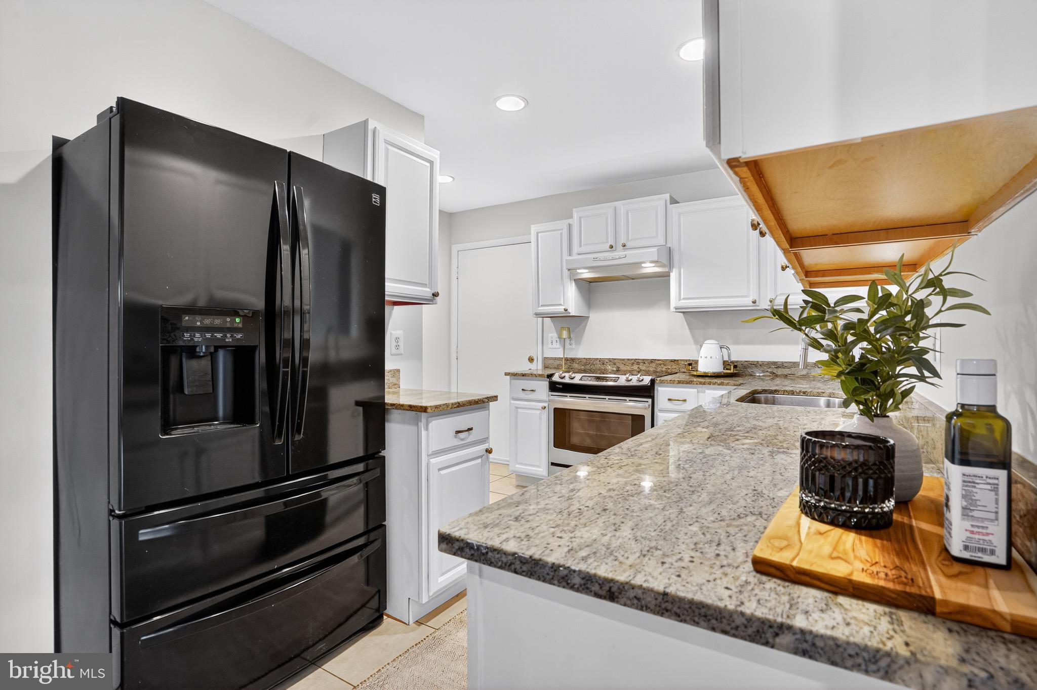 HIDDENBROOK - Residential