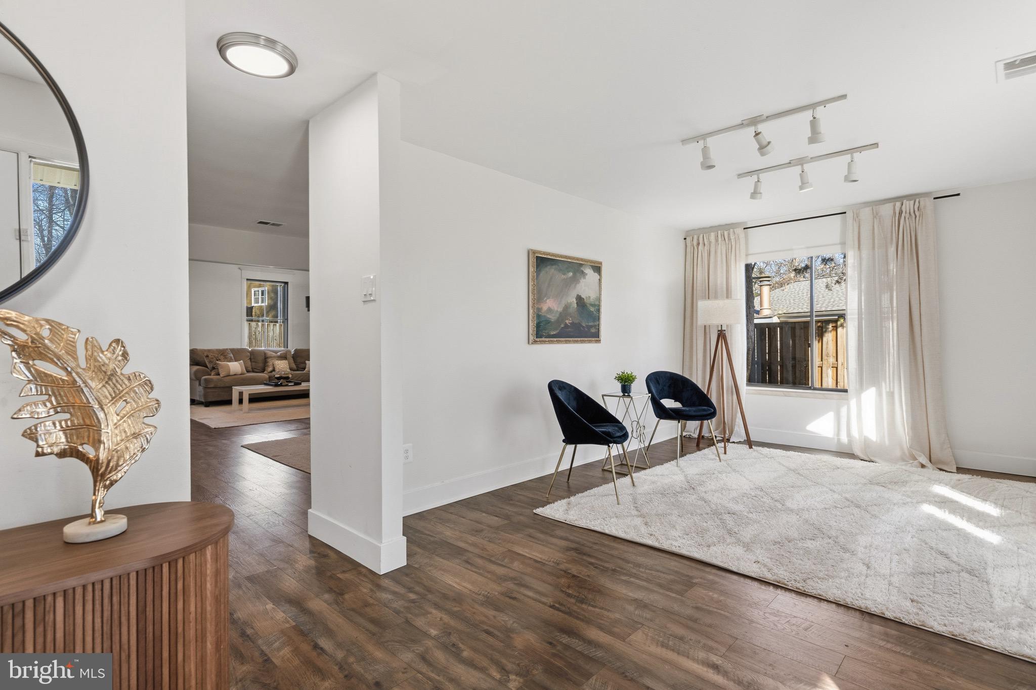 HIDDENBROOK - Residential